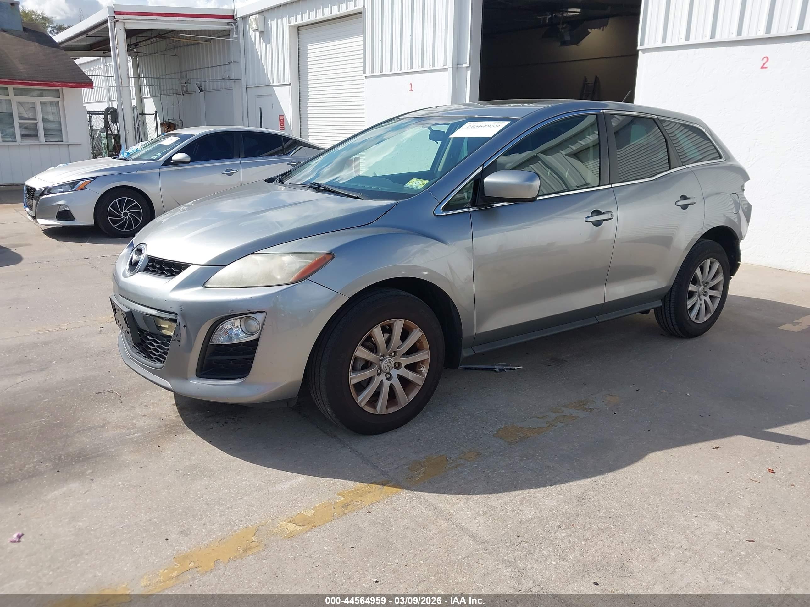 MAZDA CX-7 image 2