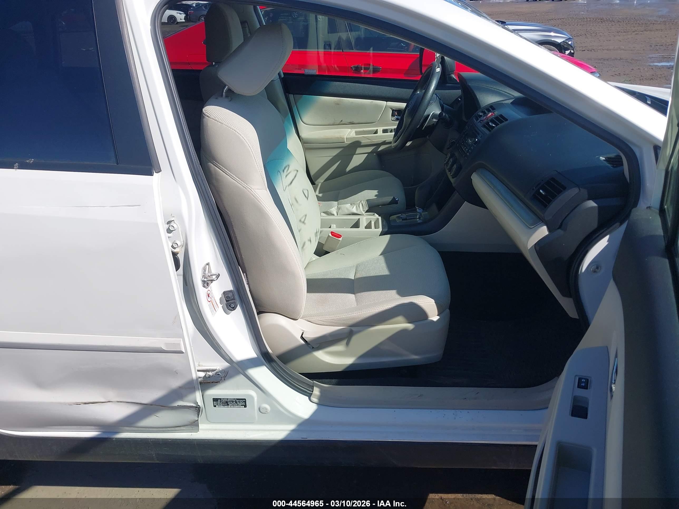 SUBARU XV image 5