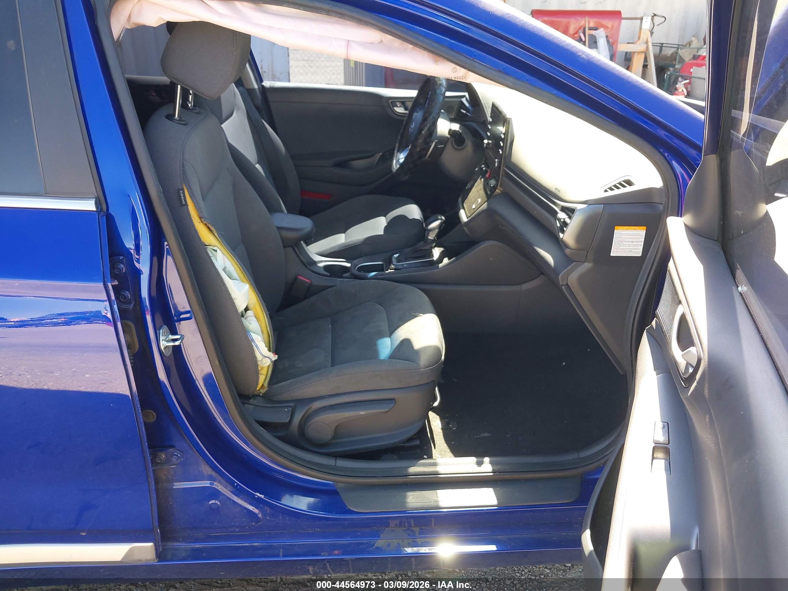 HYUNDAI IONIQ image 5
