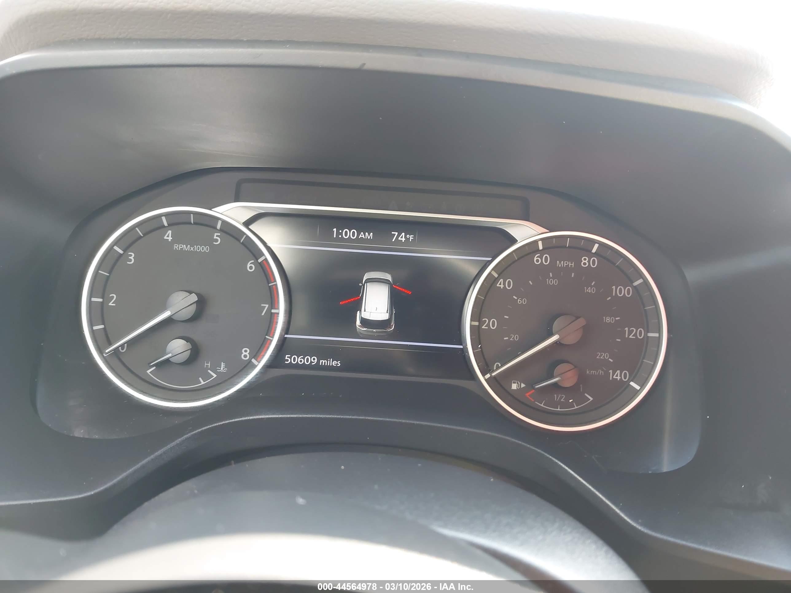 NISSAN ROGUE image 7