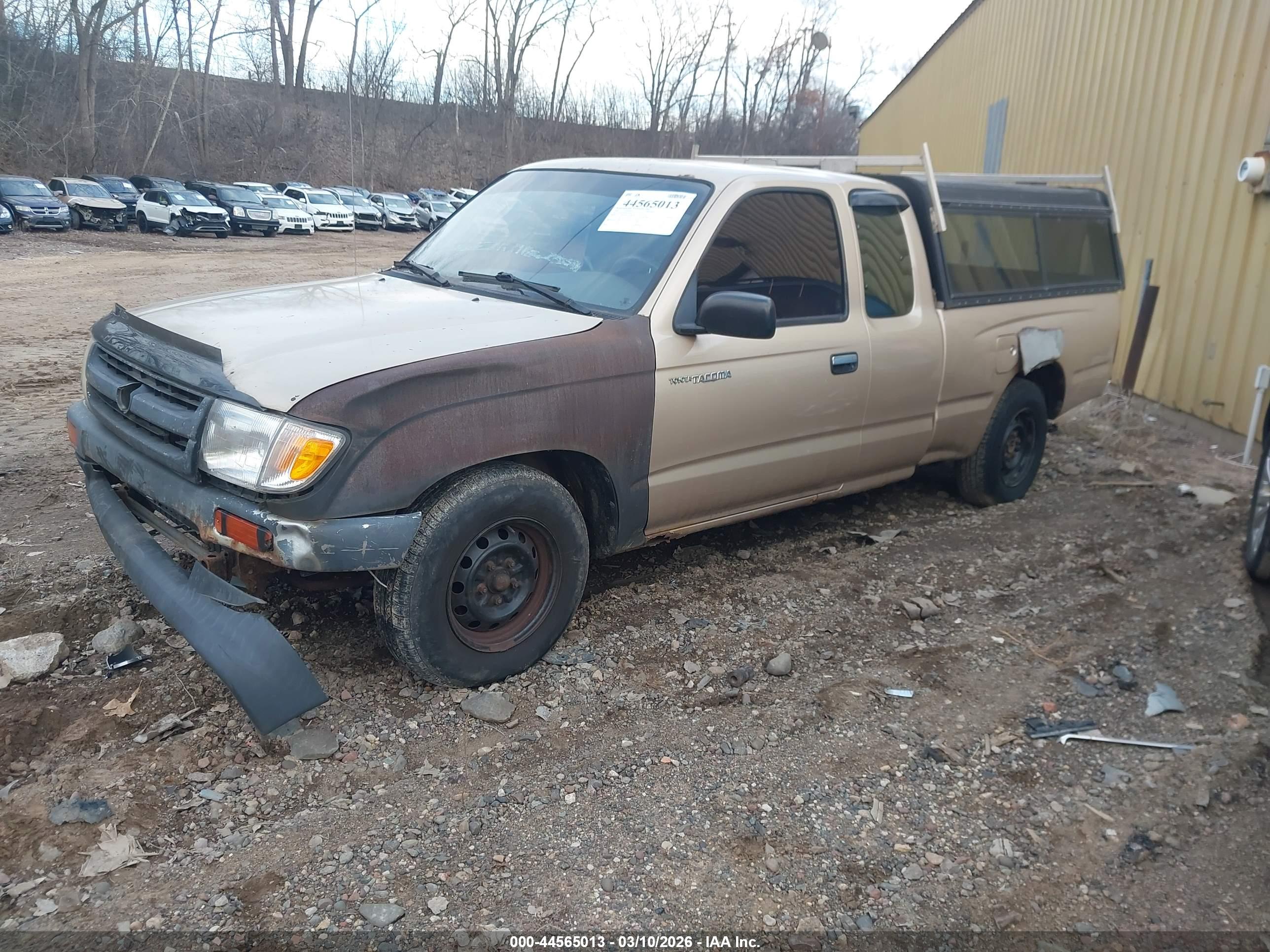 TOYOTA TACOMA image 2
