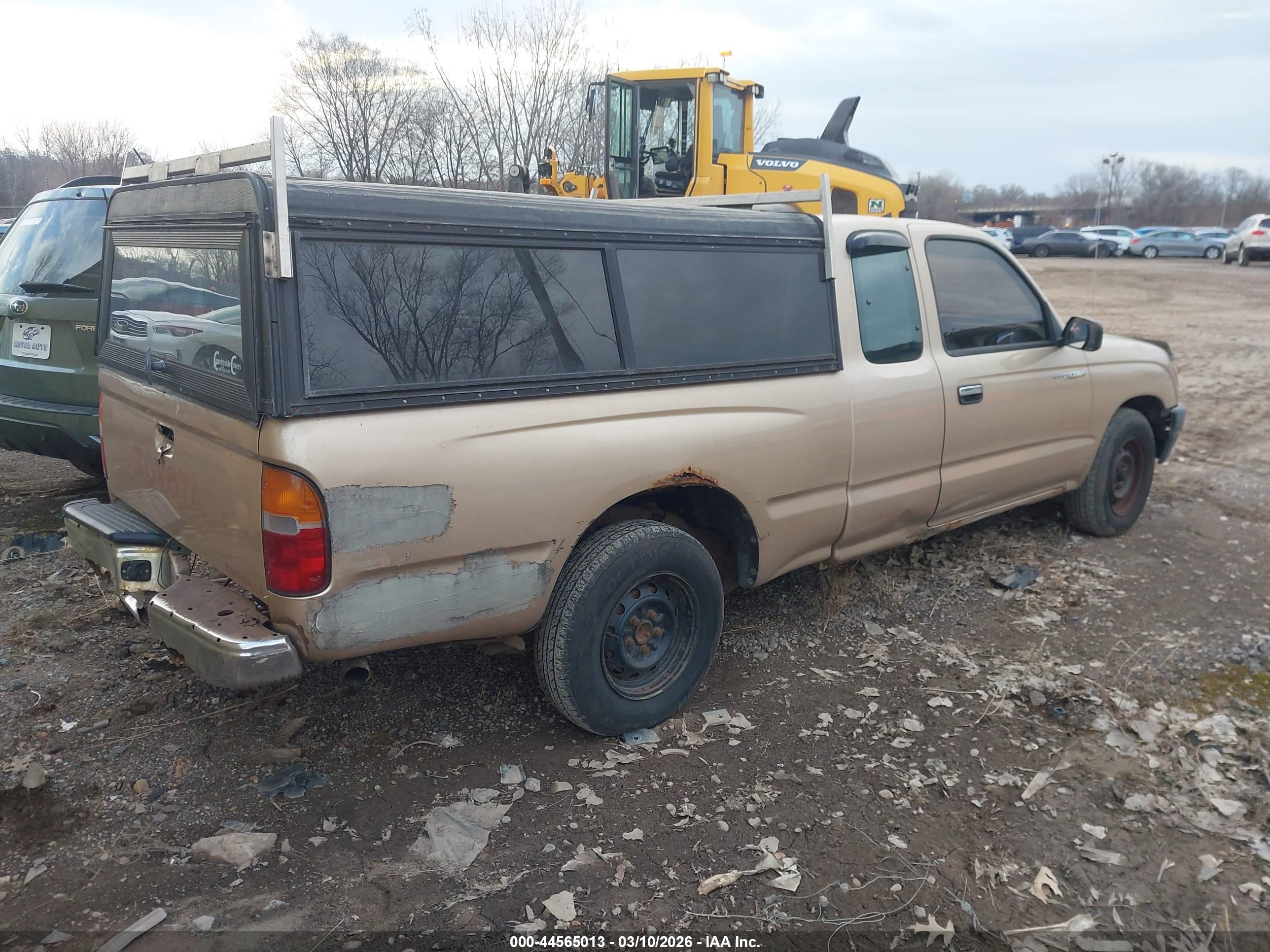 TOYOTA TACOMA image 4