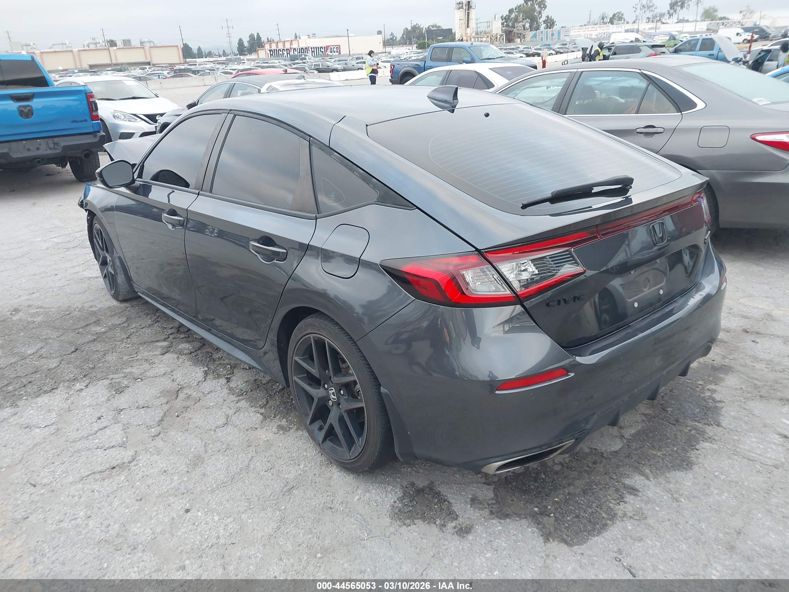 HONDA CIVIC image 3