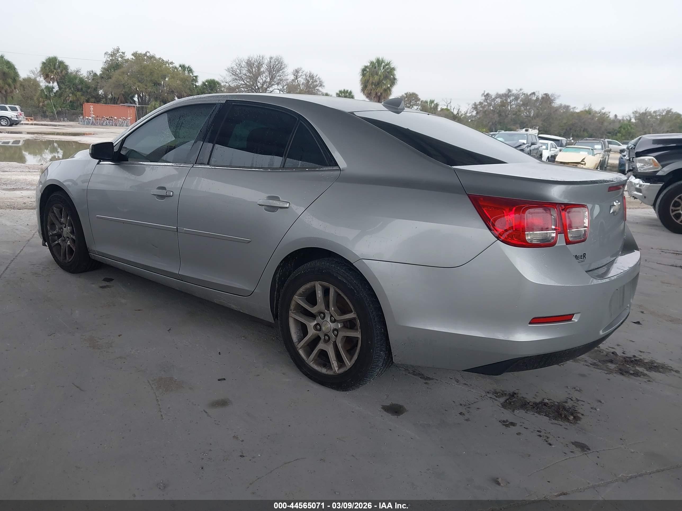 CHEVROLET MALIBU image 3