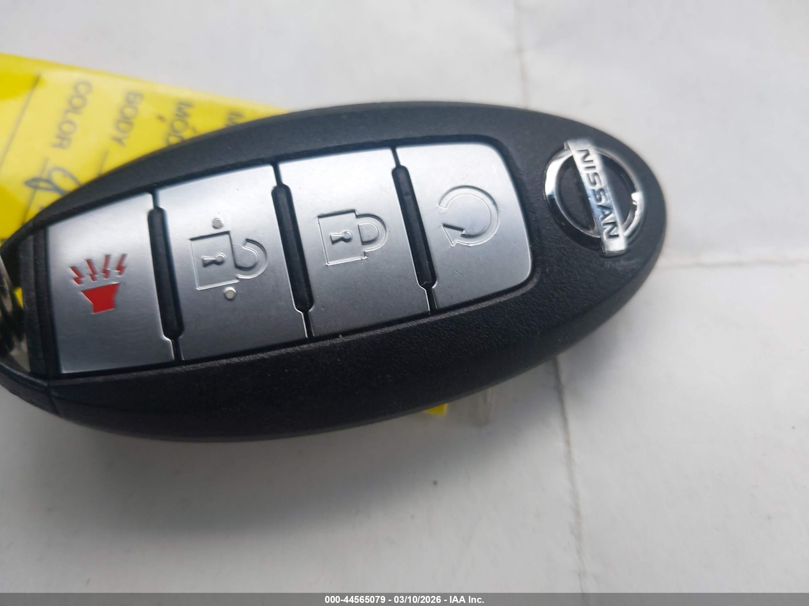 NISSAN ROGUE image 11