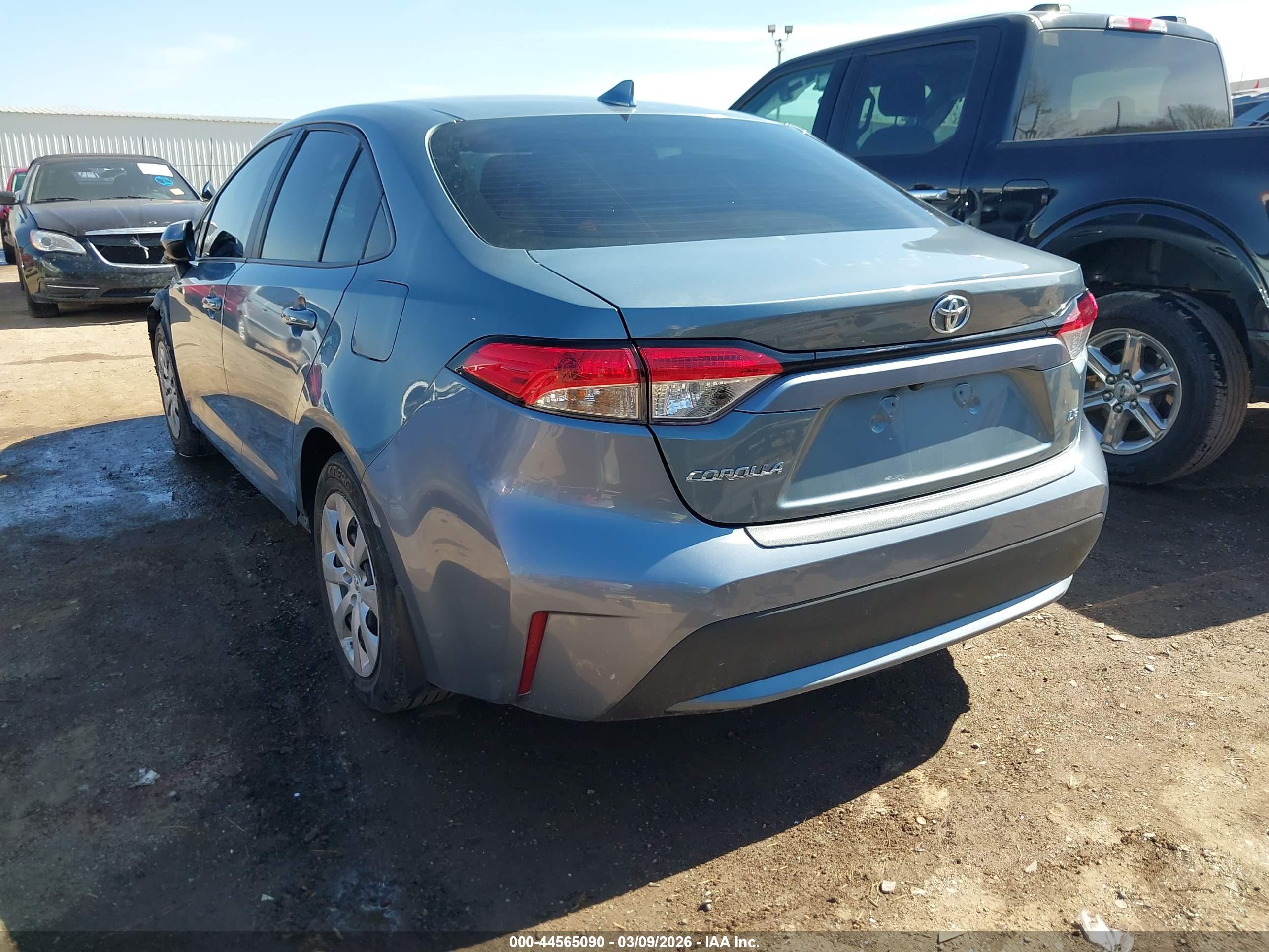 TOYOTA COROLLA image 3