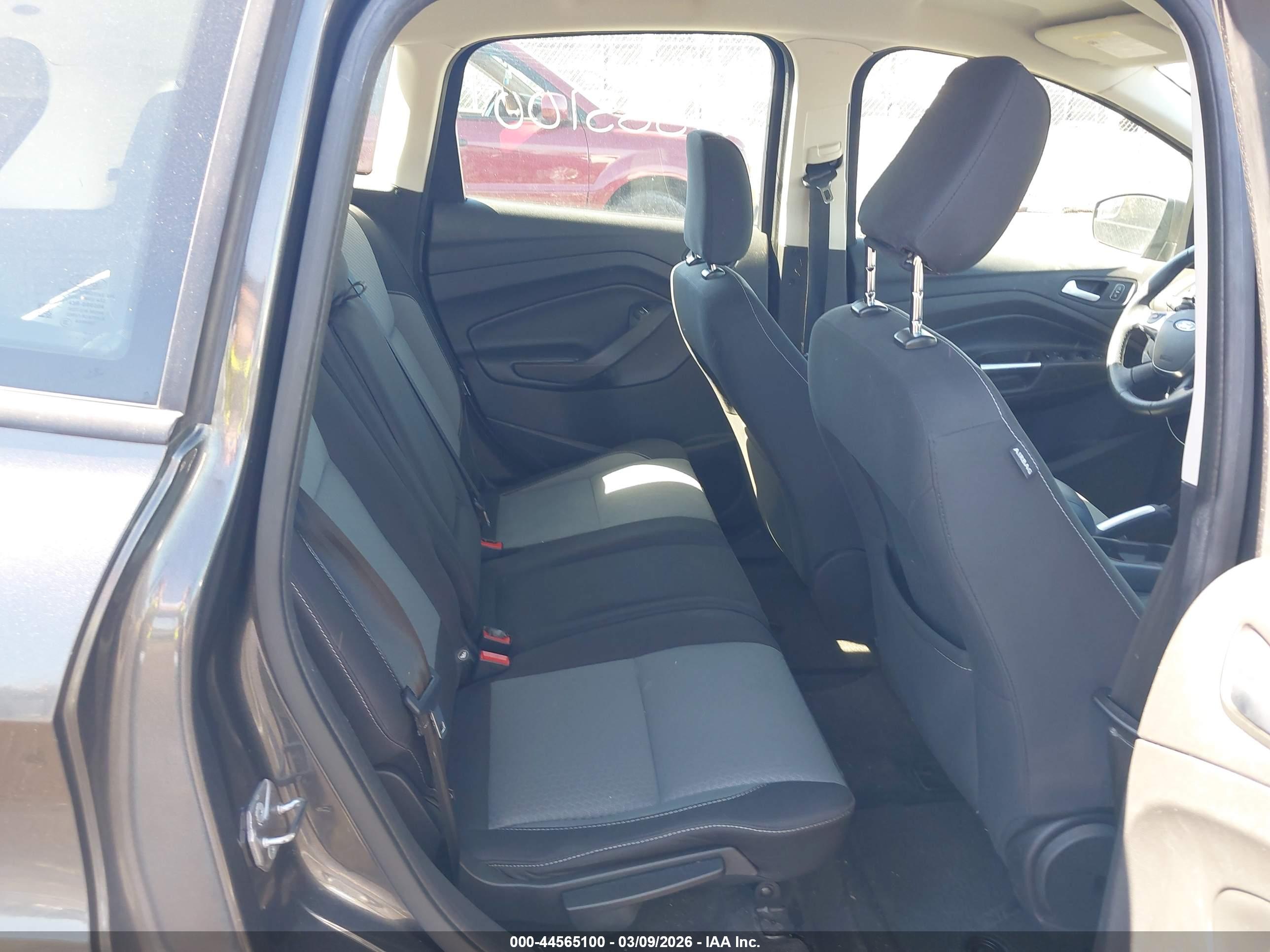 FORD C-MAX image 8