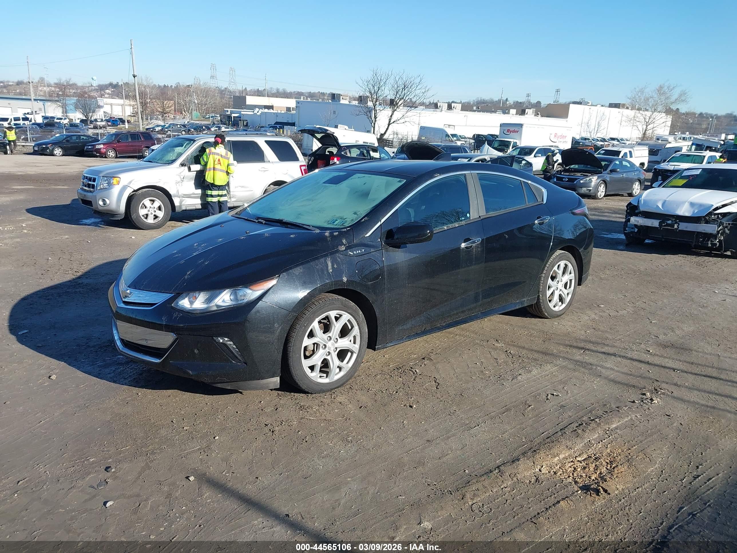CHEVROLET VOLT image 2