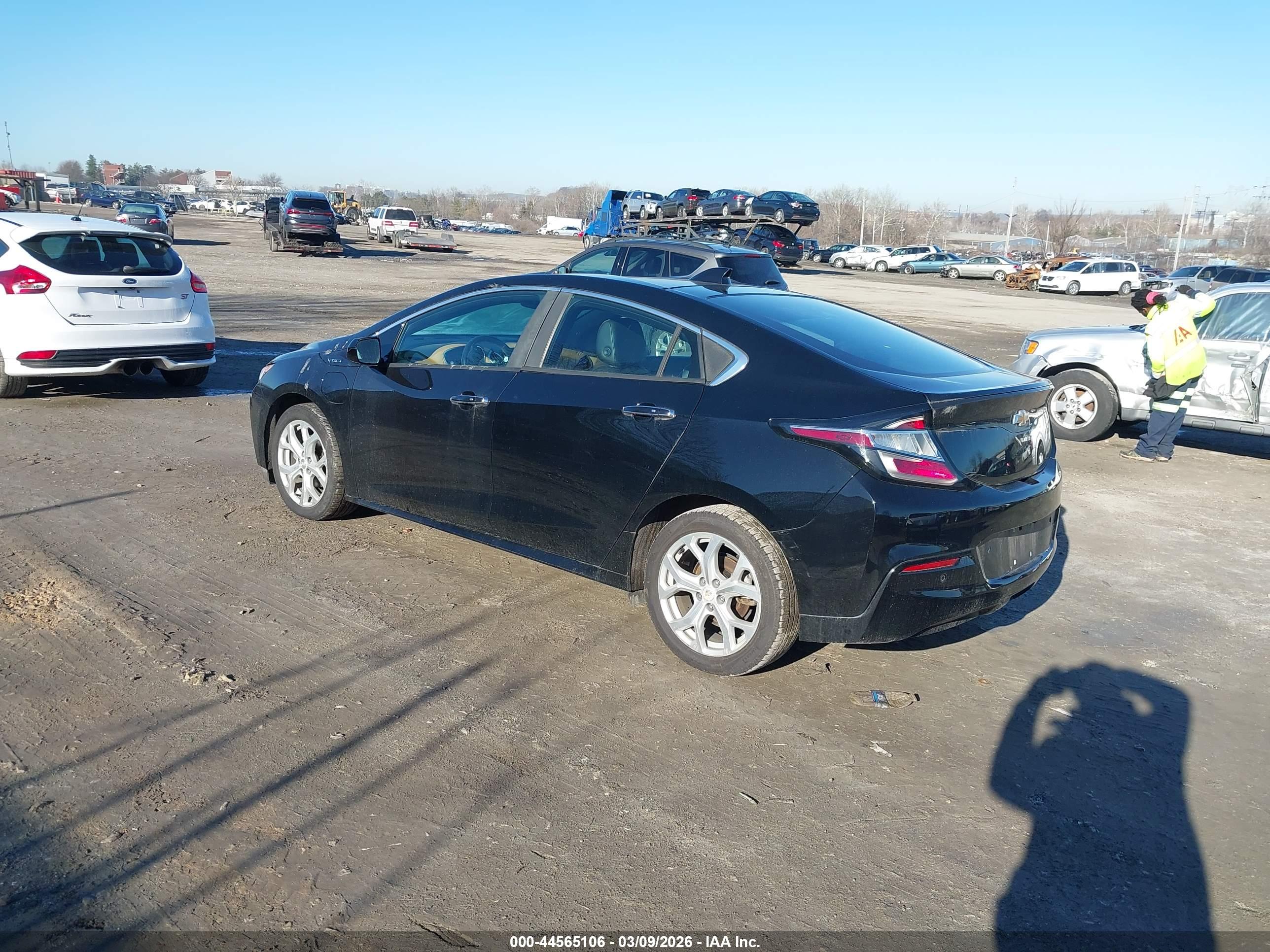 CHEVROLET VOLT image 3