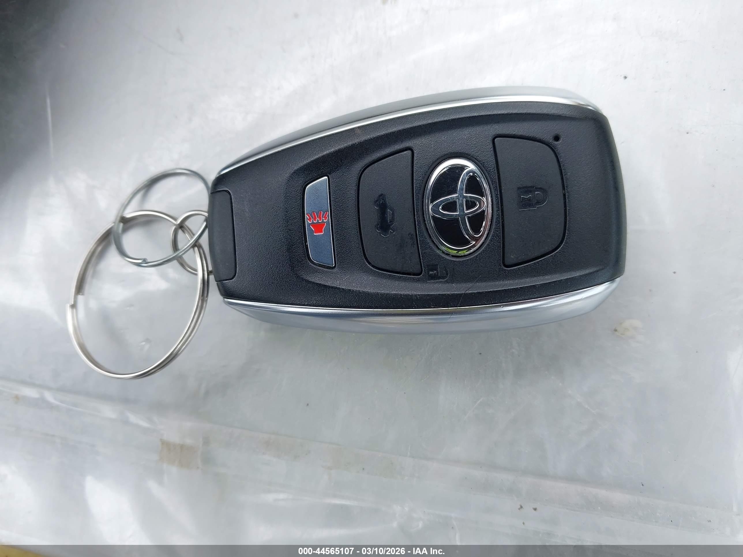 TOYOTA GR86 image 11