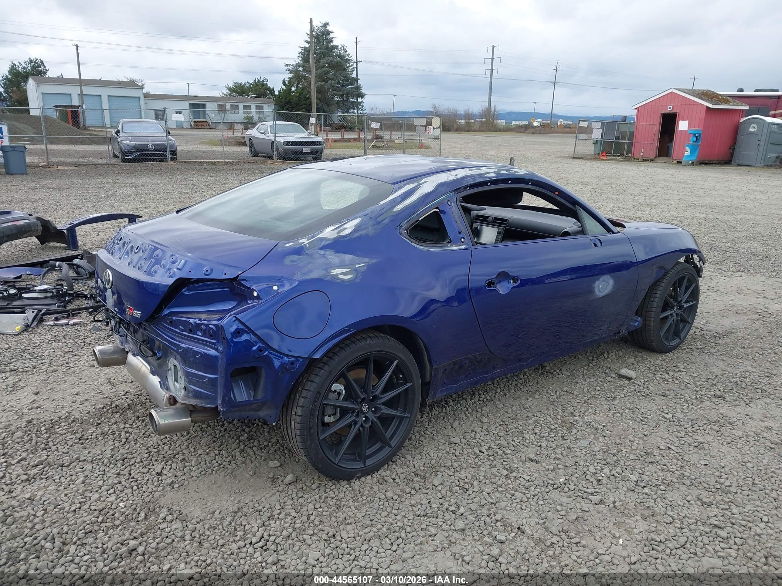 TOYOTA GR86 image 4