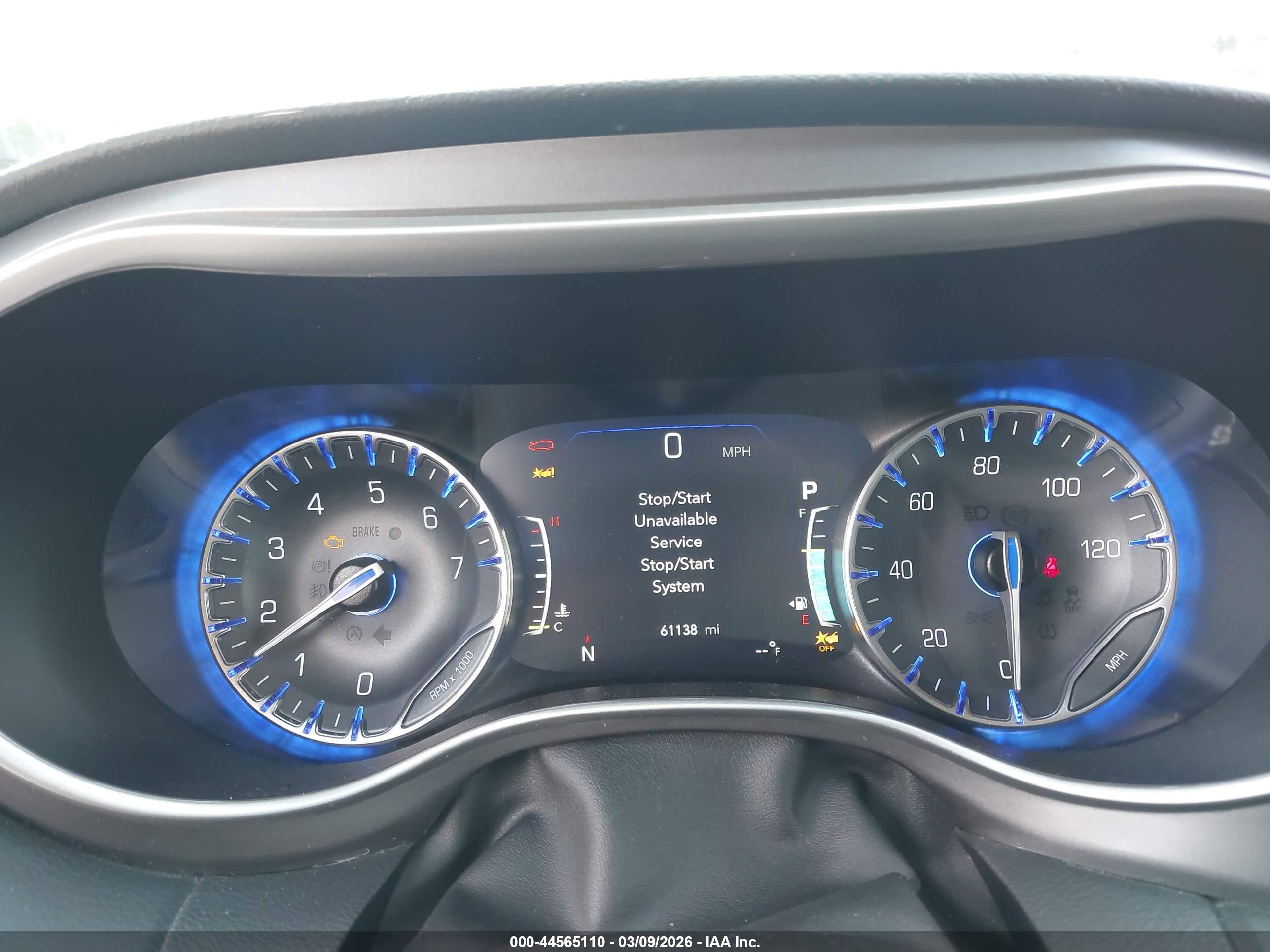 CHRYSLER PACIFICA image 7