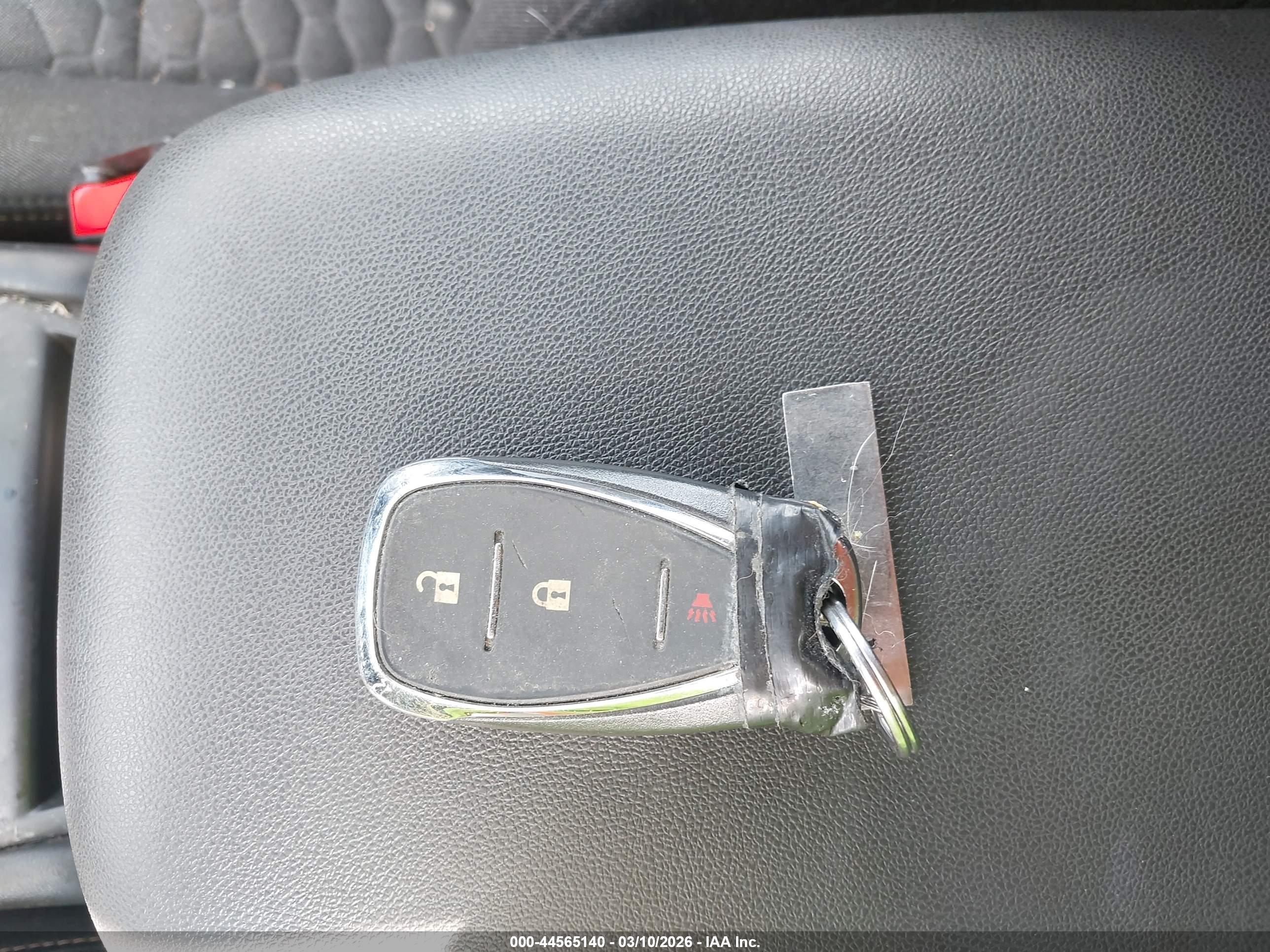 CHEVROLET EQUINOX image 11