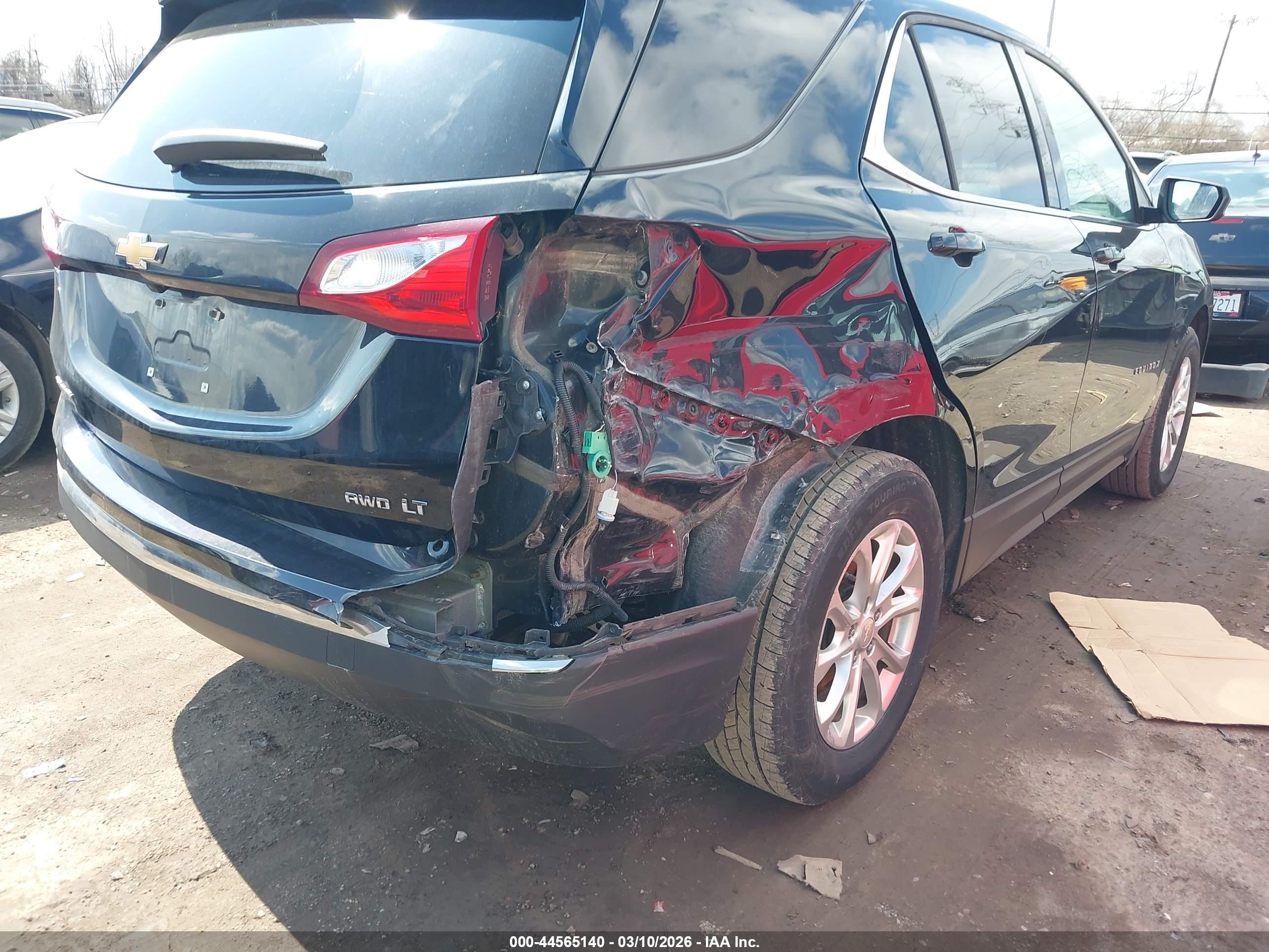 CHEVROLET EQUINOX image 6