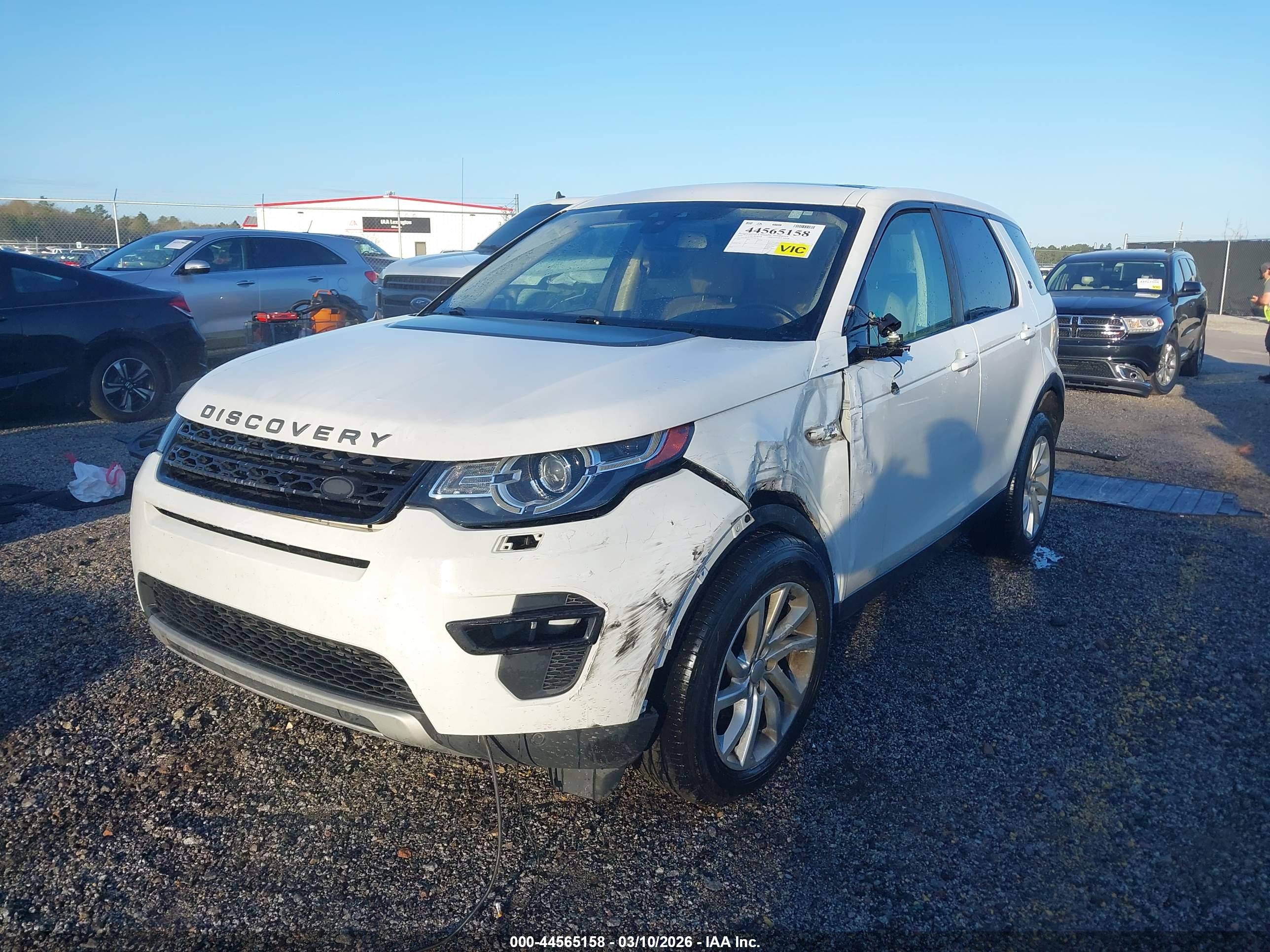LAND ROVER image 2