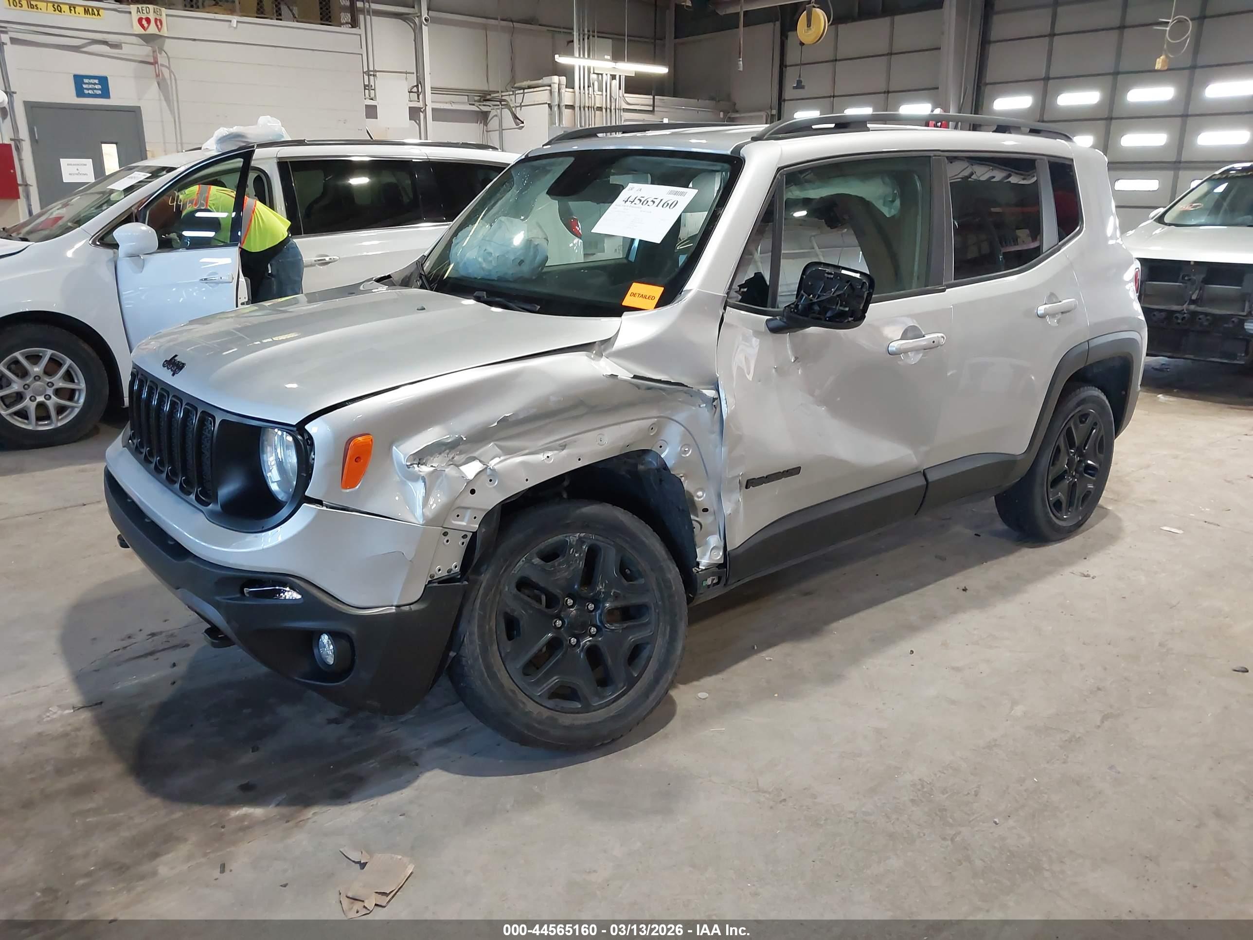 JEEP RENEGADE image 2