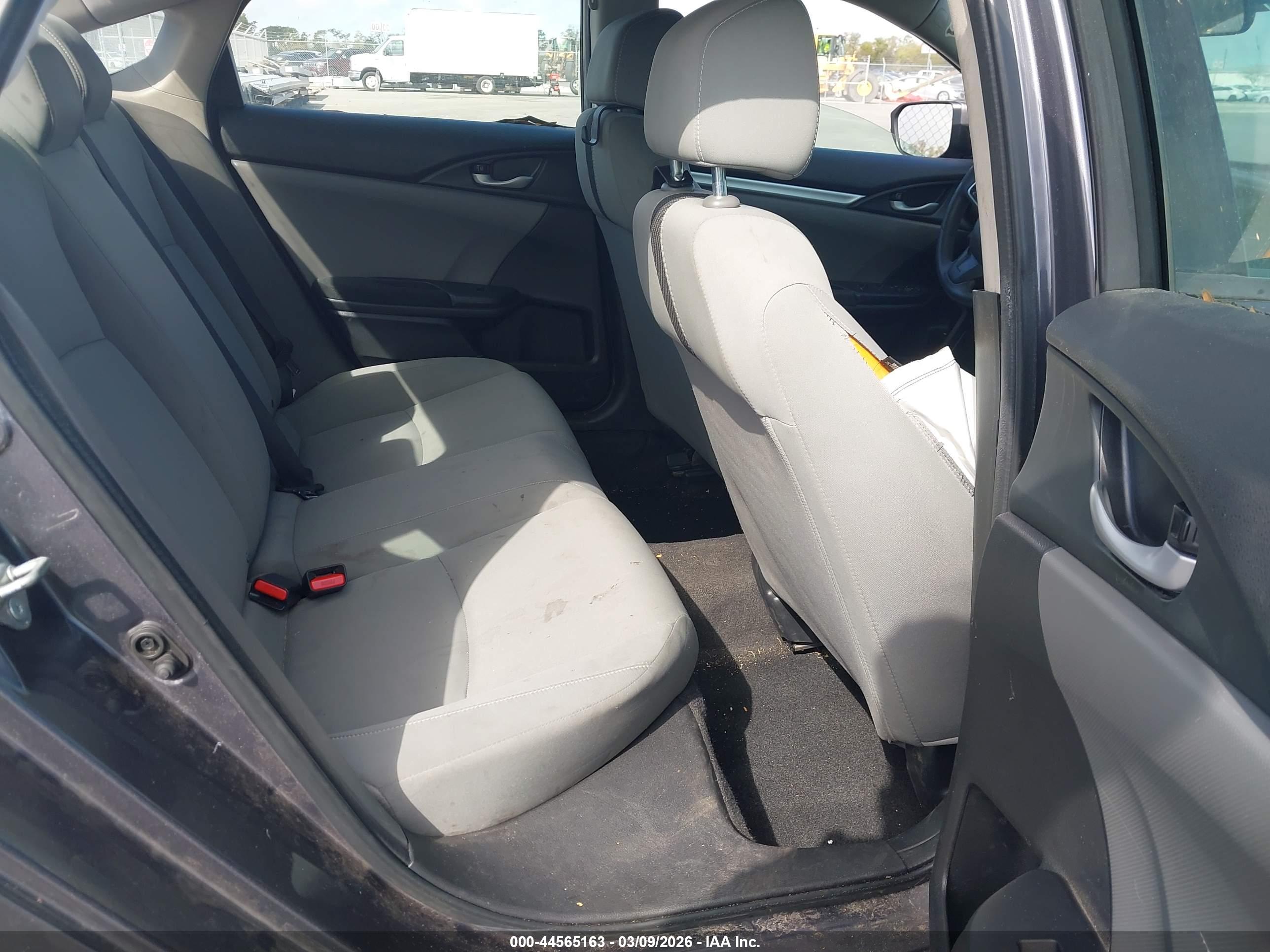 HONDA CIVIC image 8