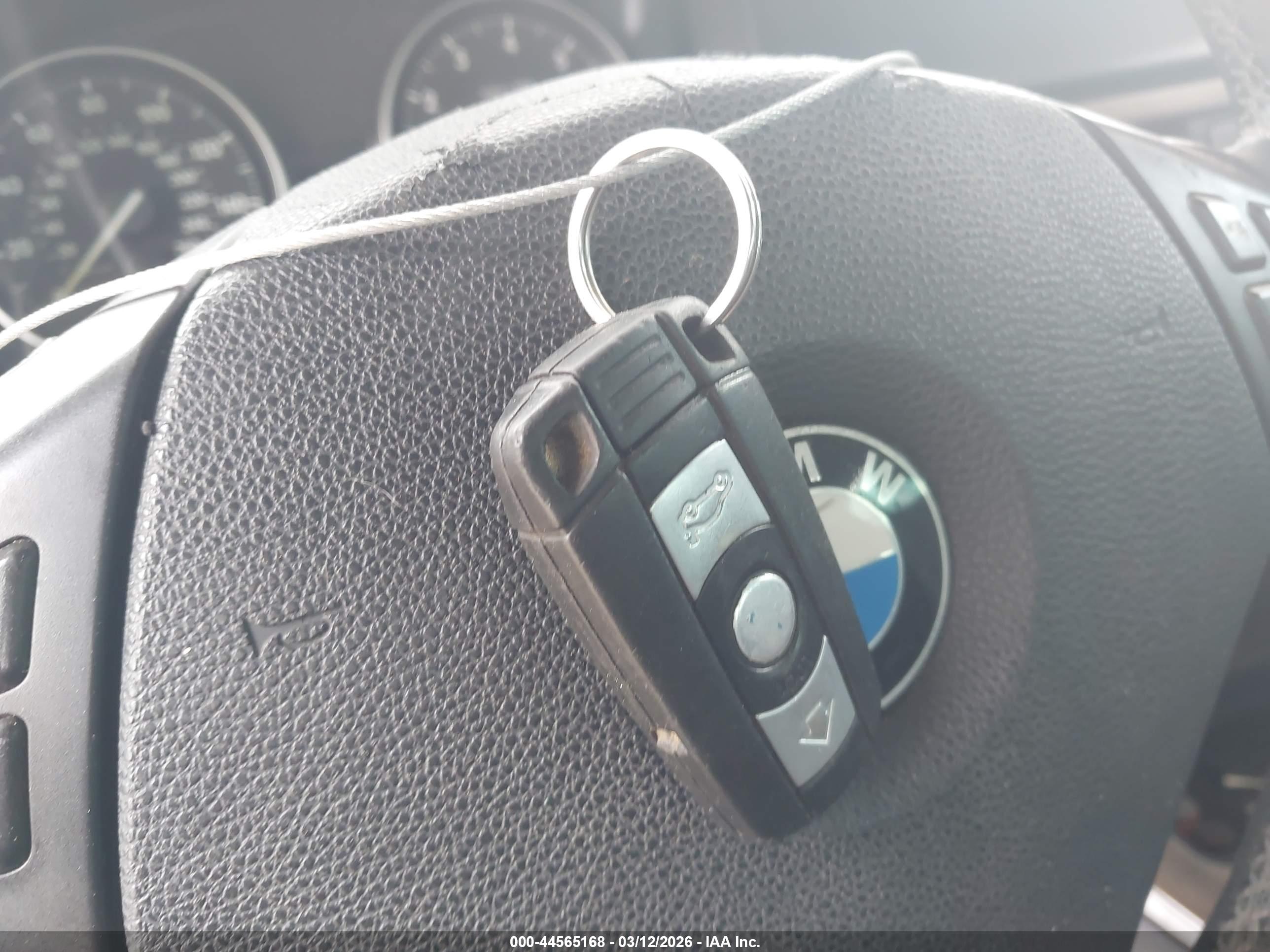 BMW 328I image 11