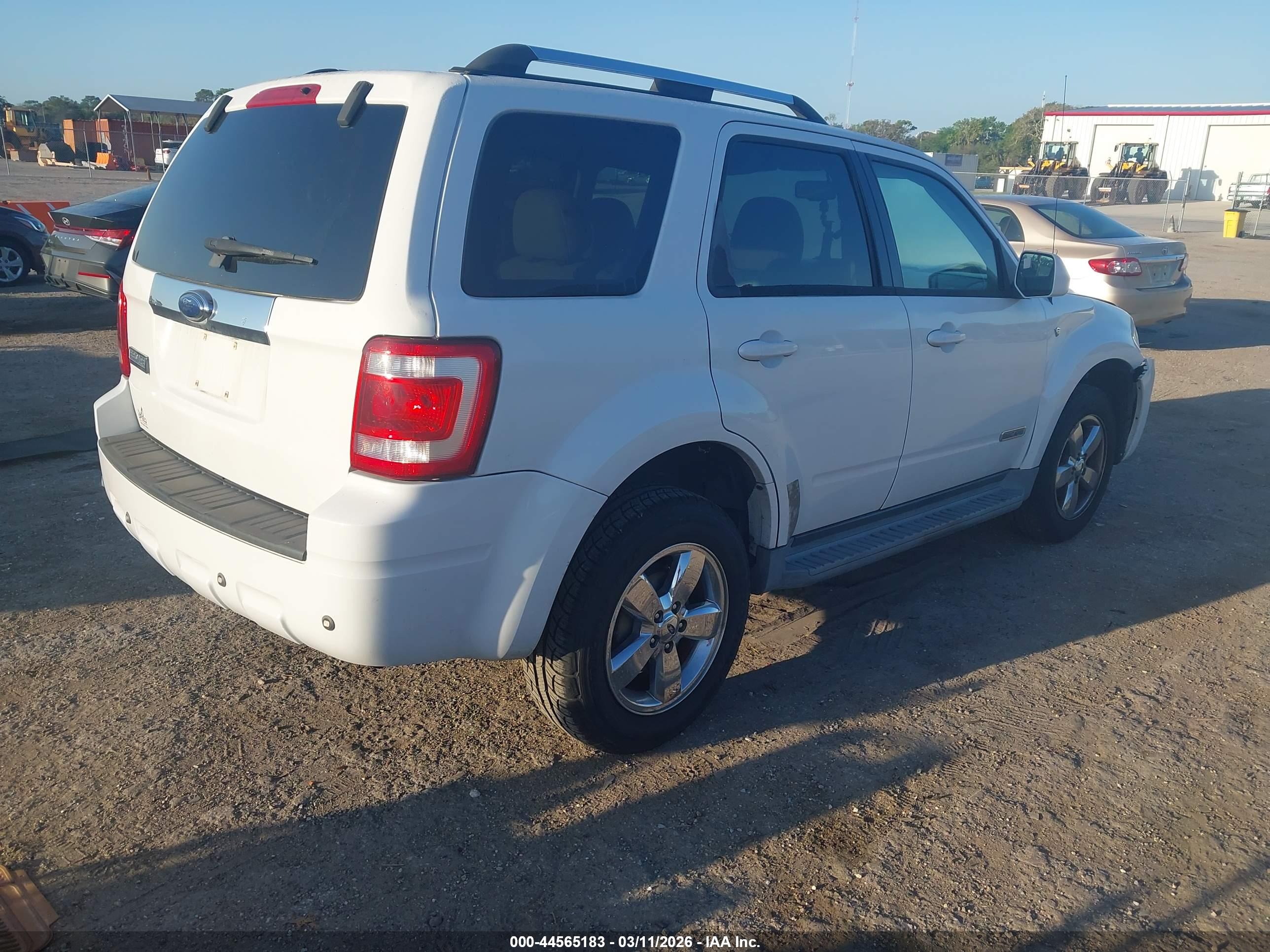 FORD ESCAPE image 4