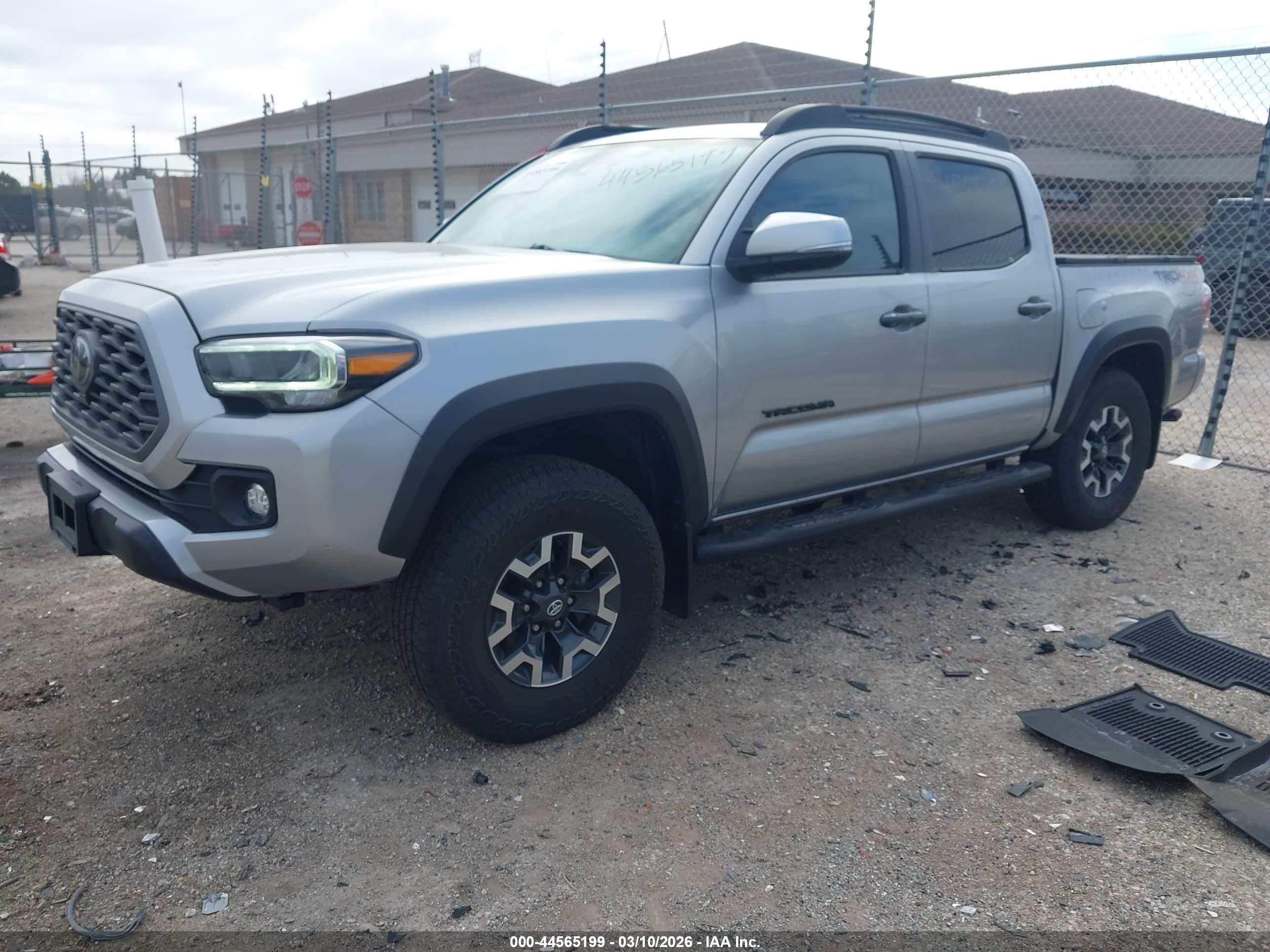 TOYOTA TACOMA image 2