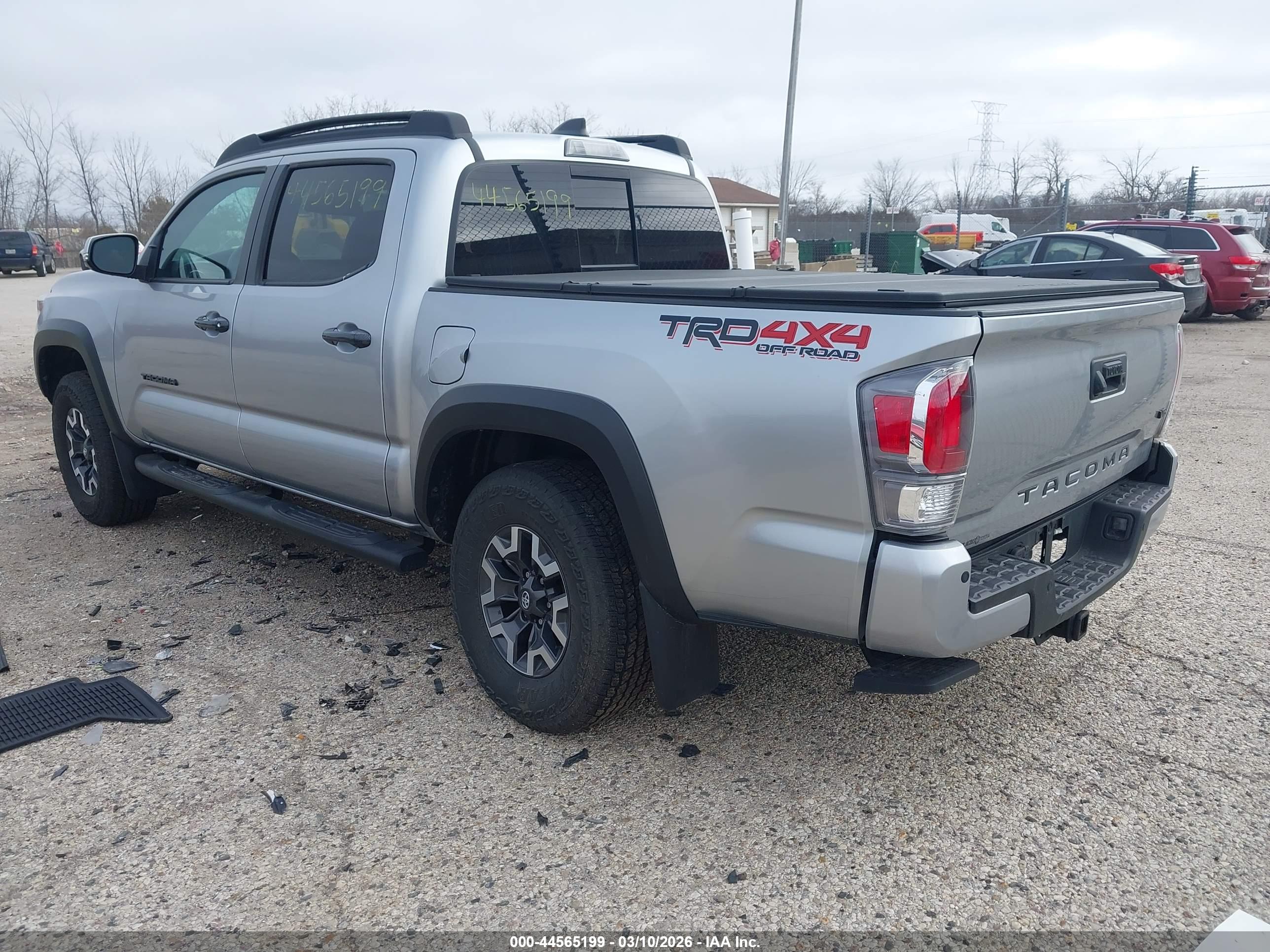 TOYOTA TACOMA image 3