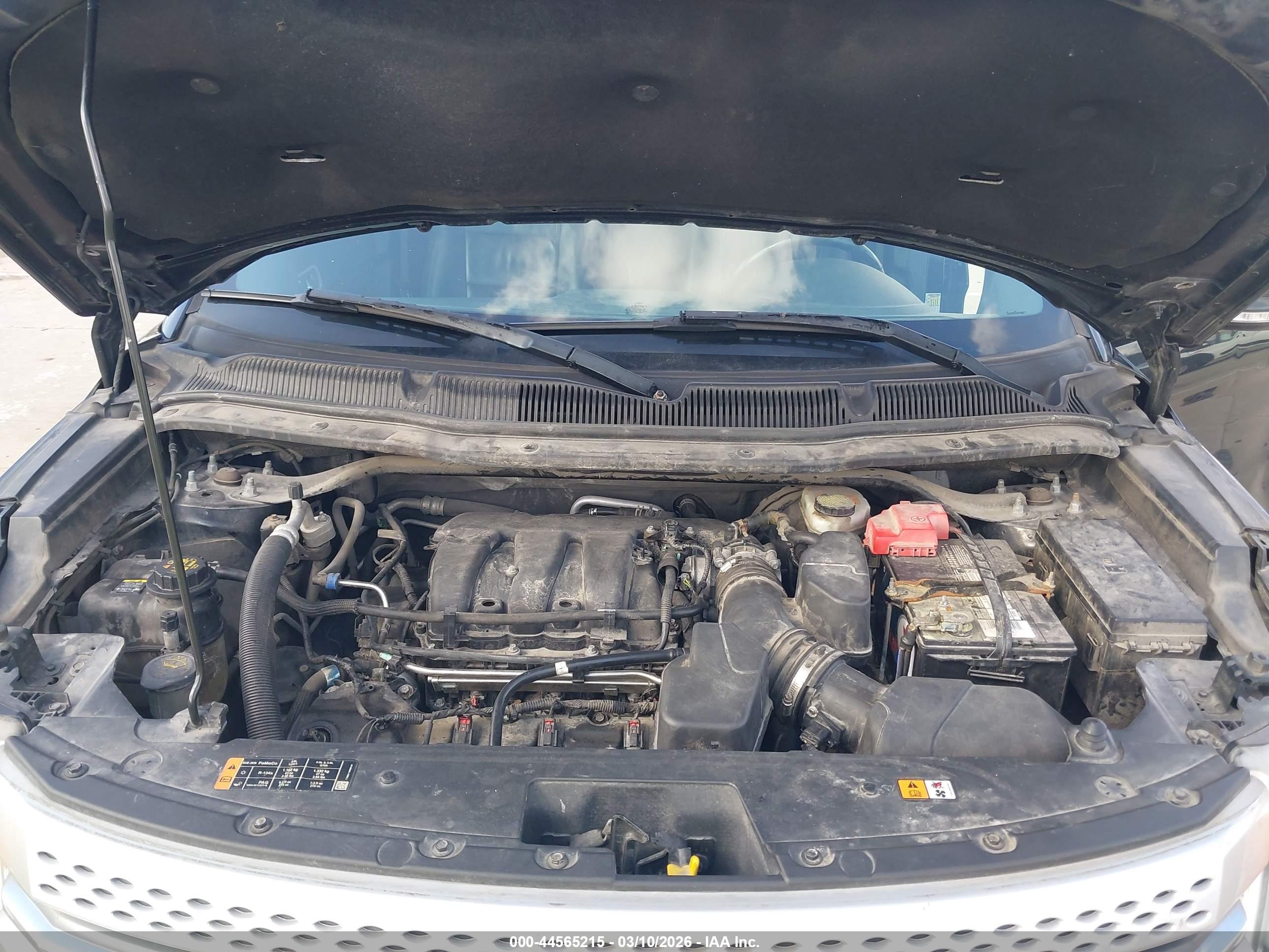 FORD EXPLORER image 10