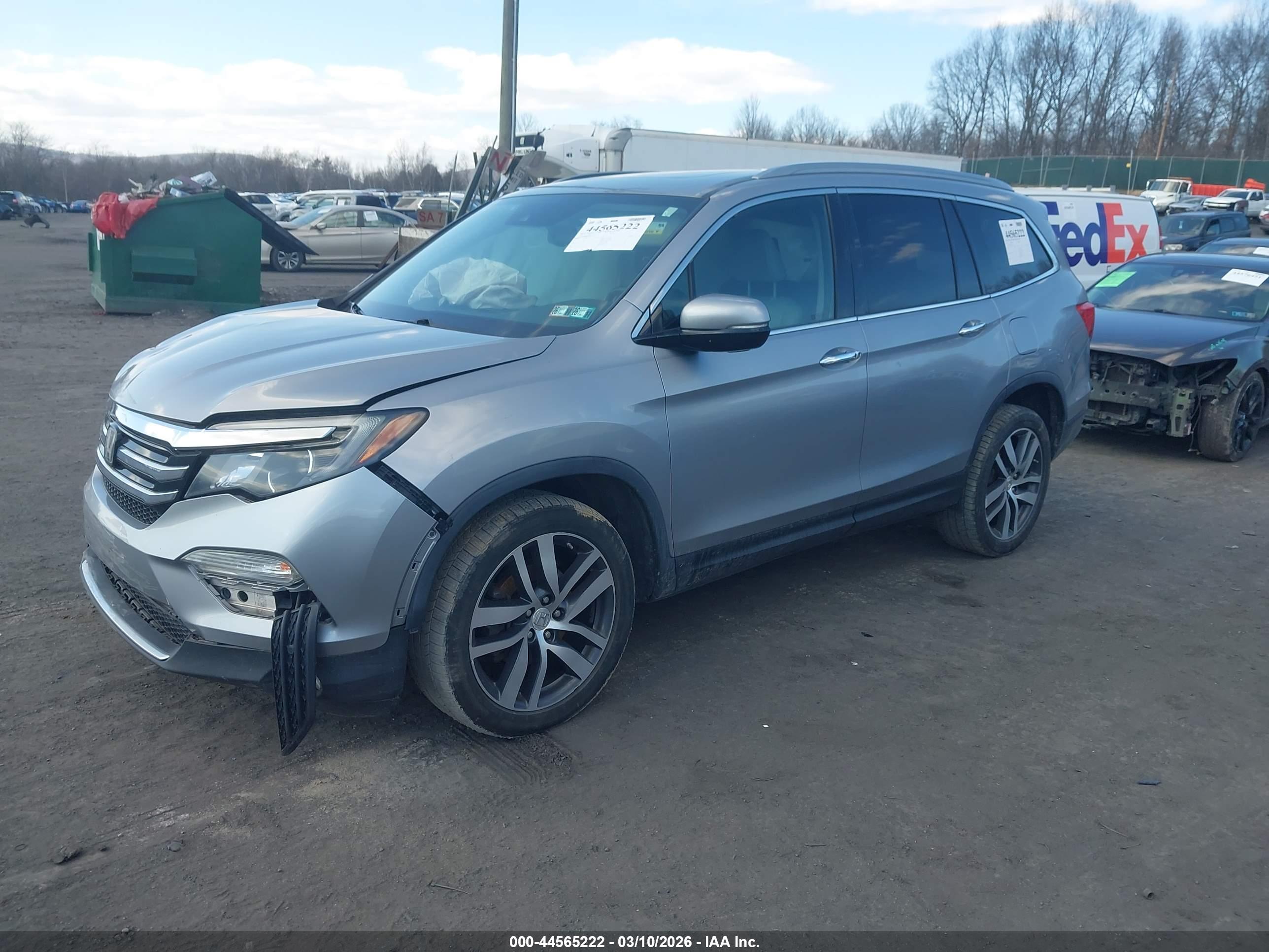 HONDA PILOT image 2