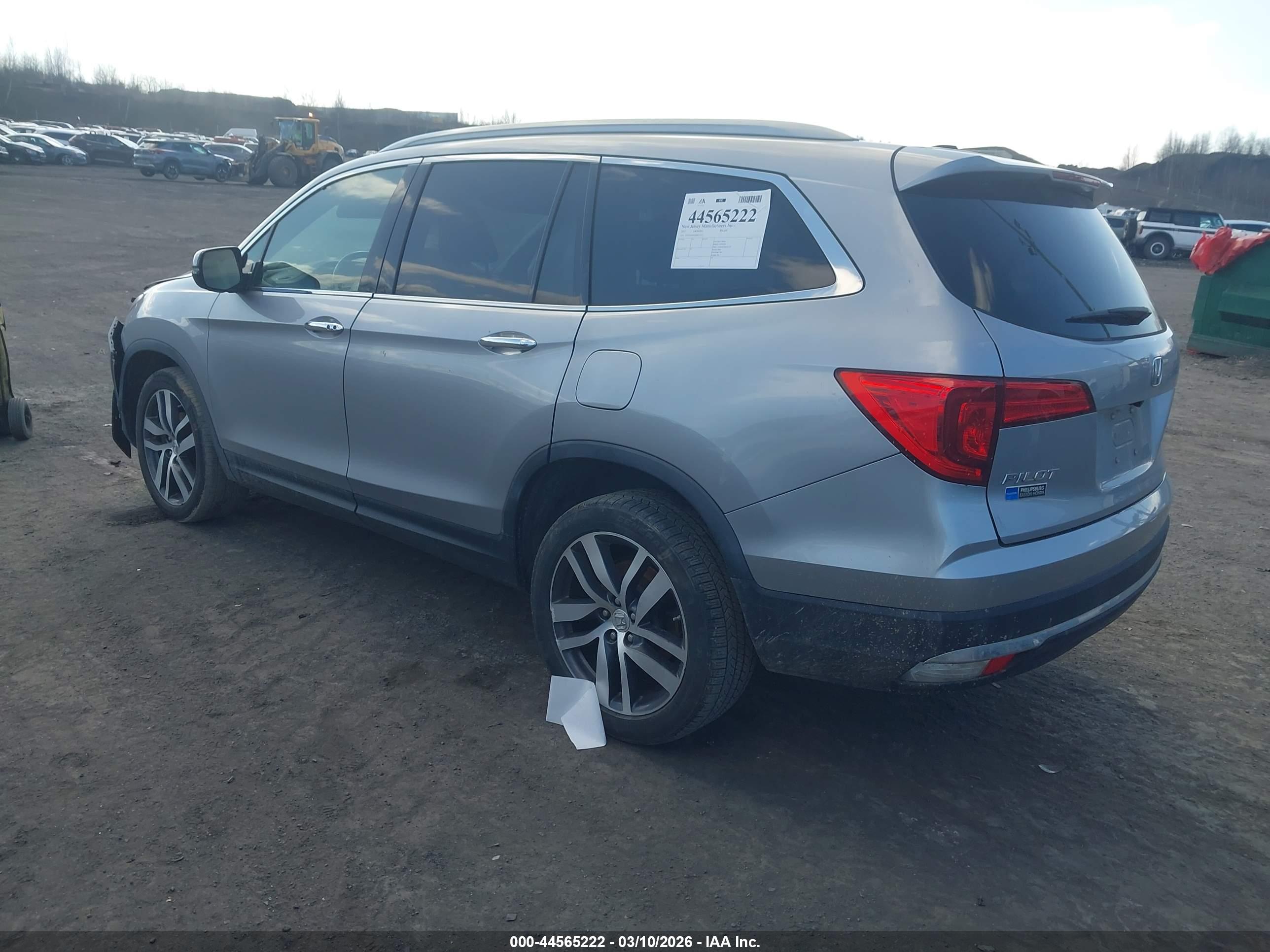 HONDA PILOT image 3