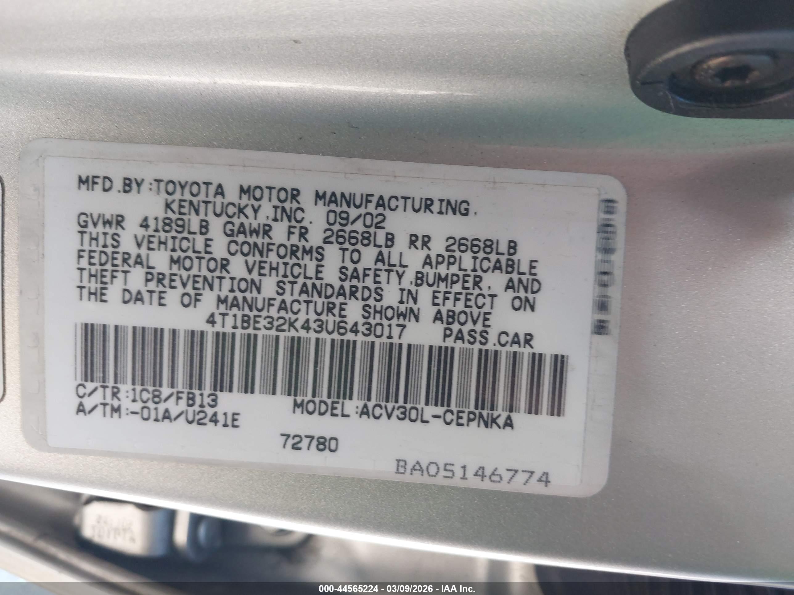 TOYOTA CAMRY image 9