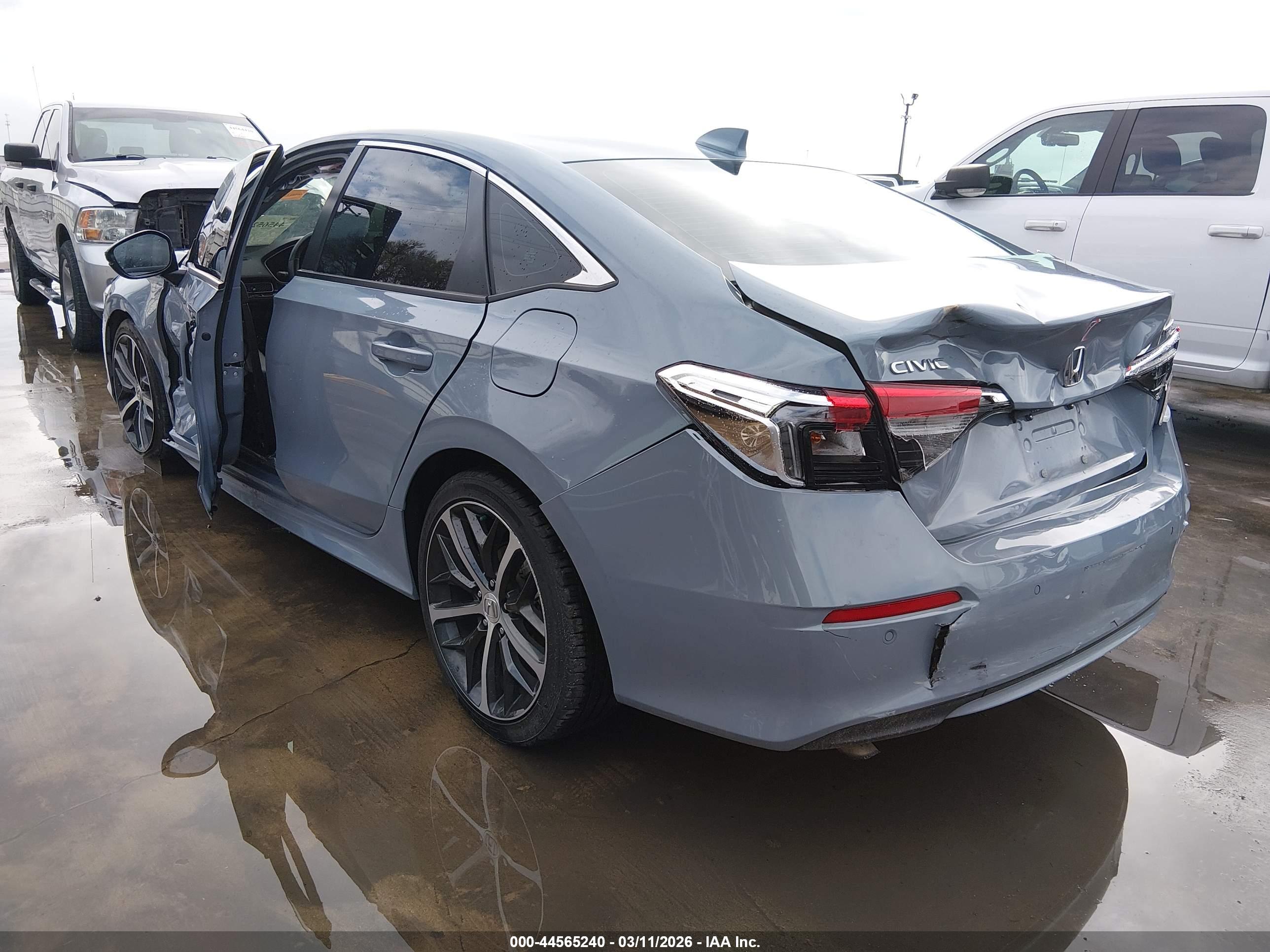 HONDA CIVIC image 3