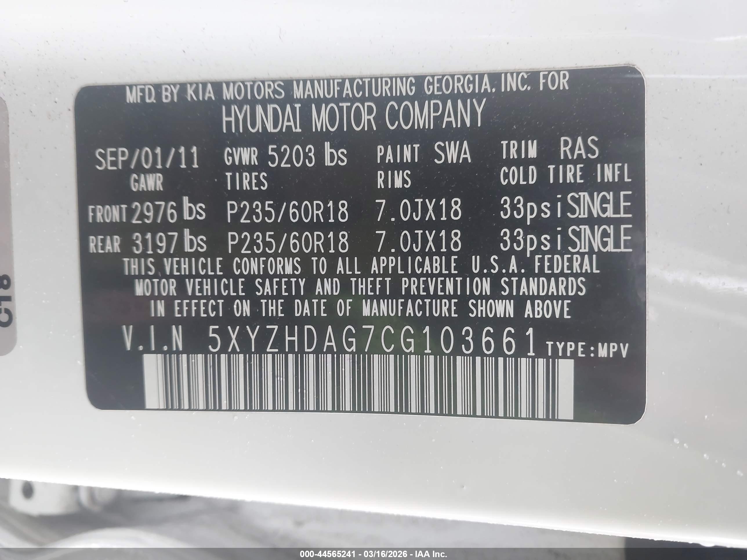 HYUNDAI SANTA image 9
