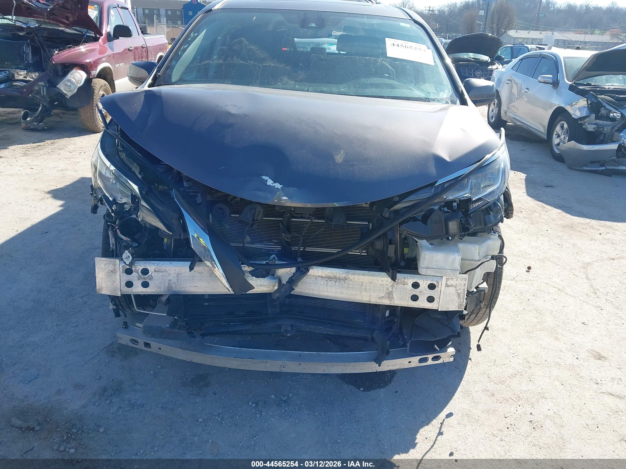TOYOTA SIENNA image 6
