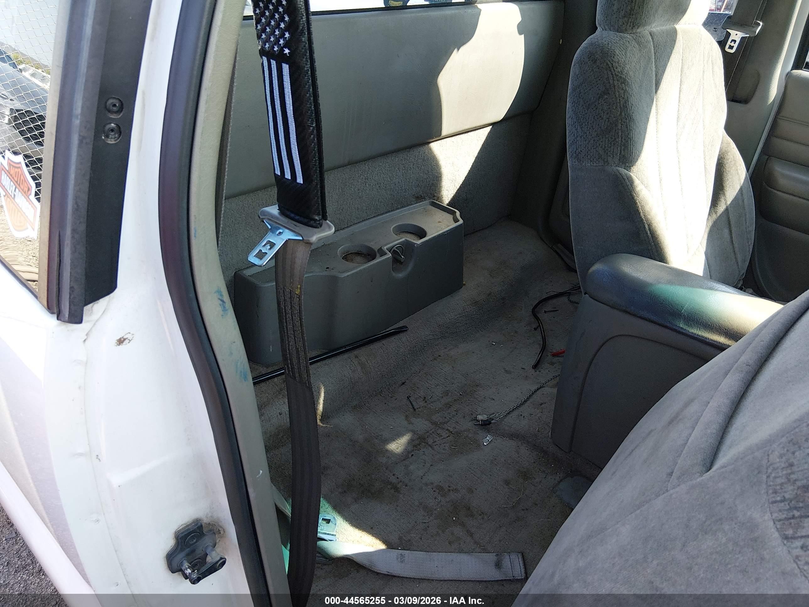 GMC SONOMA image 8