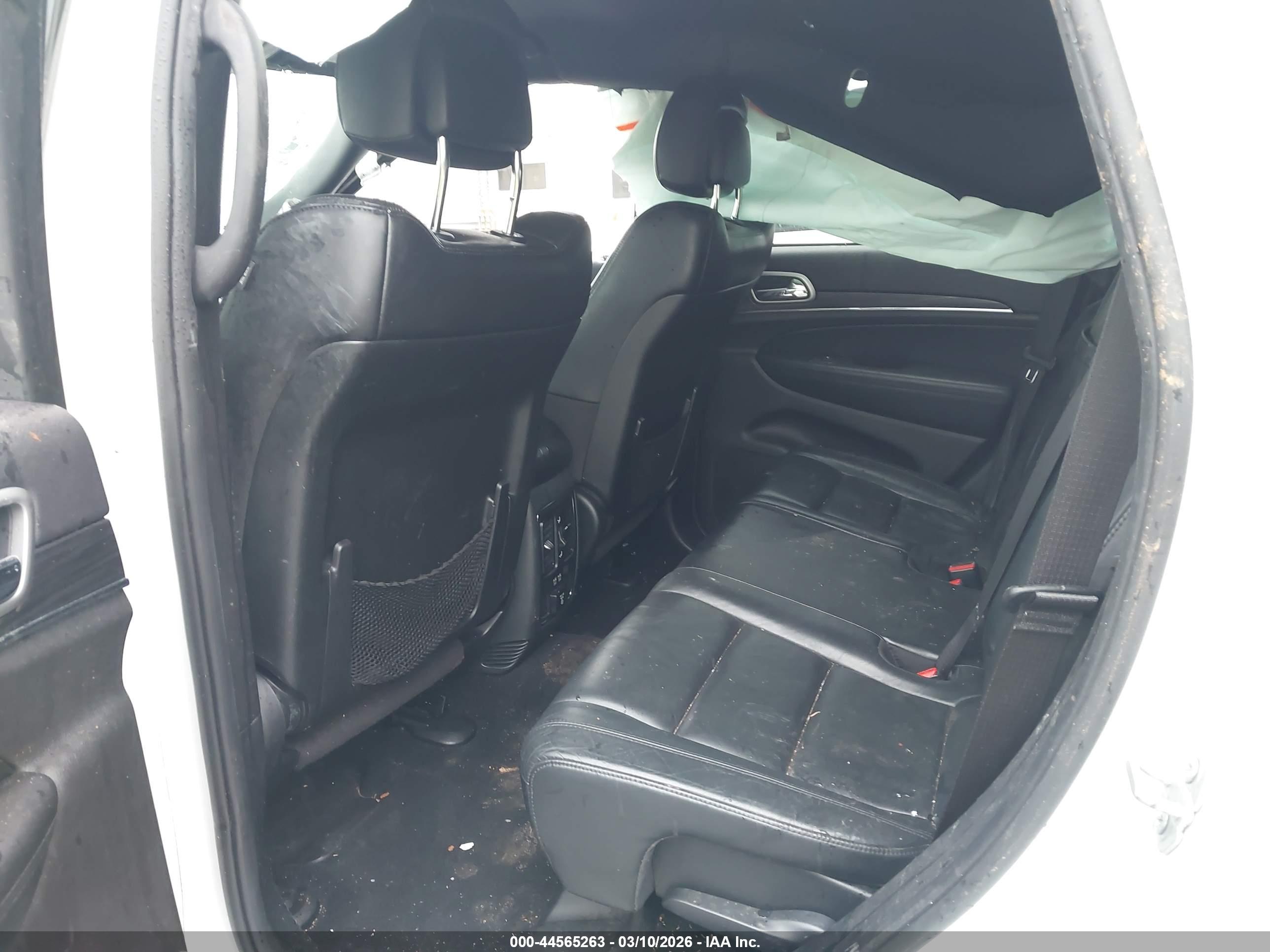 JEEP GRAND image 8