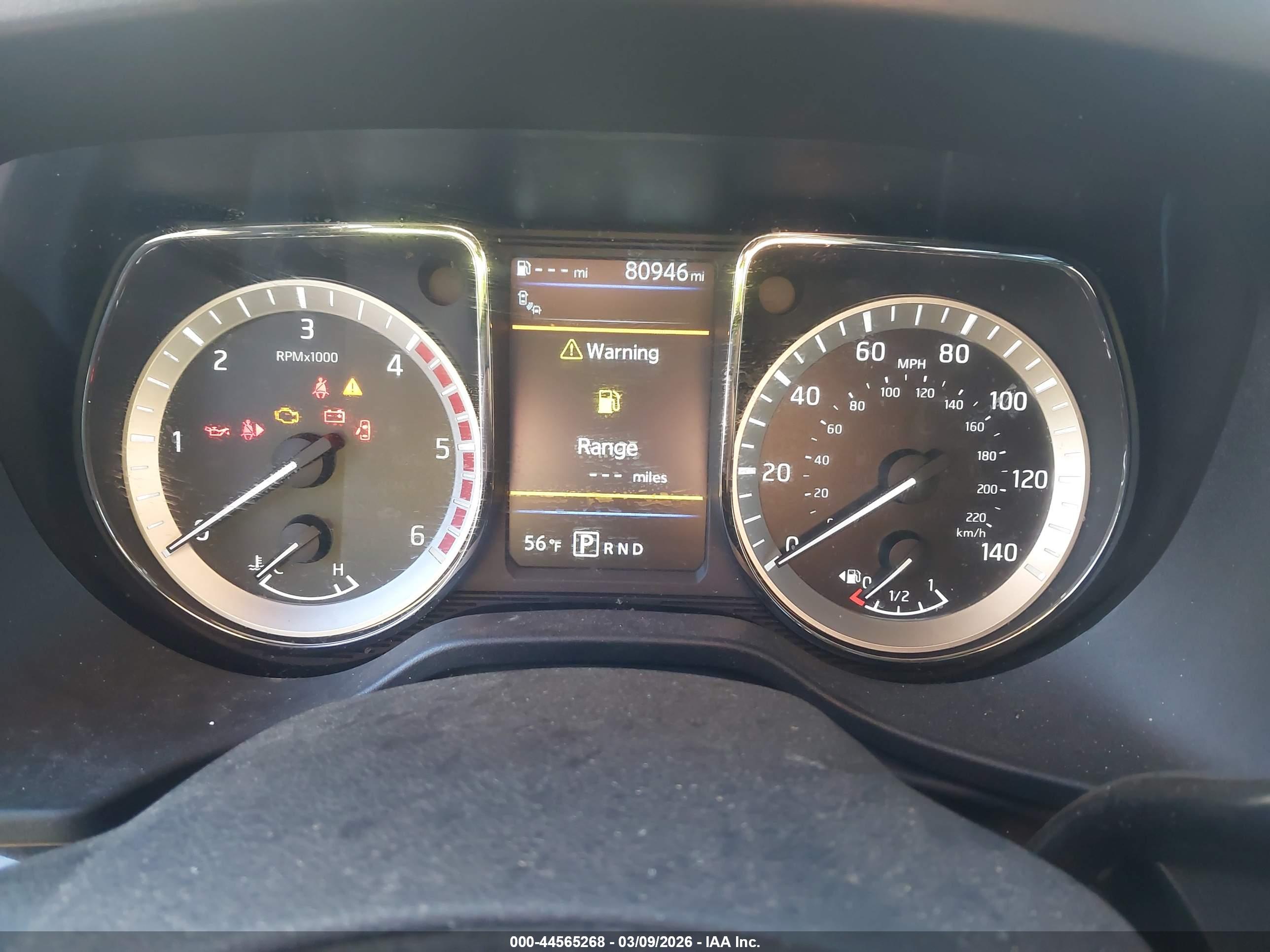 NISSAN TITAN image 7