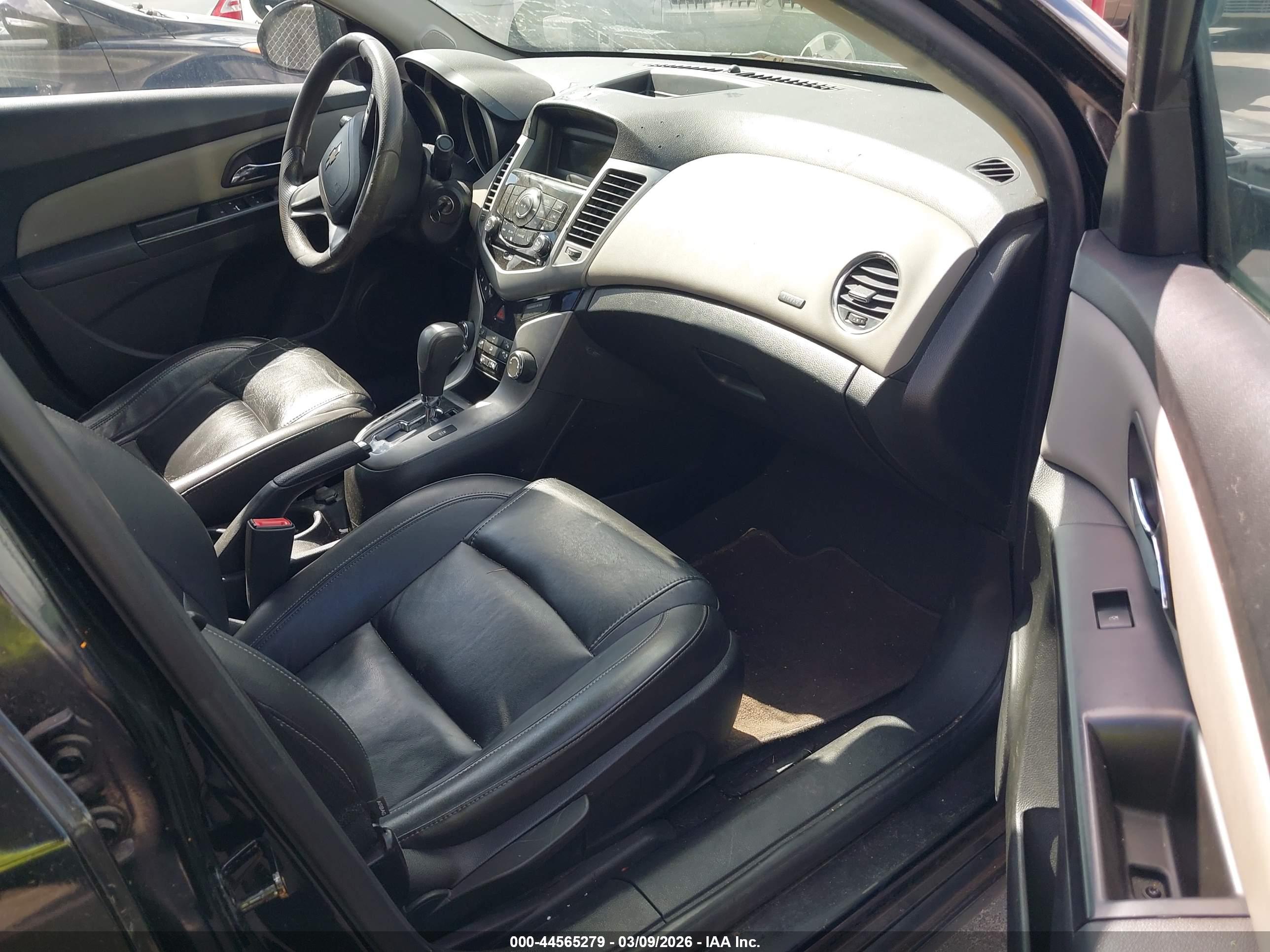 CHEVROLET CRUZE image 5