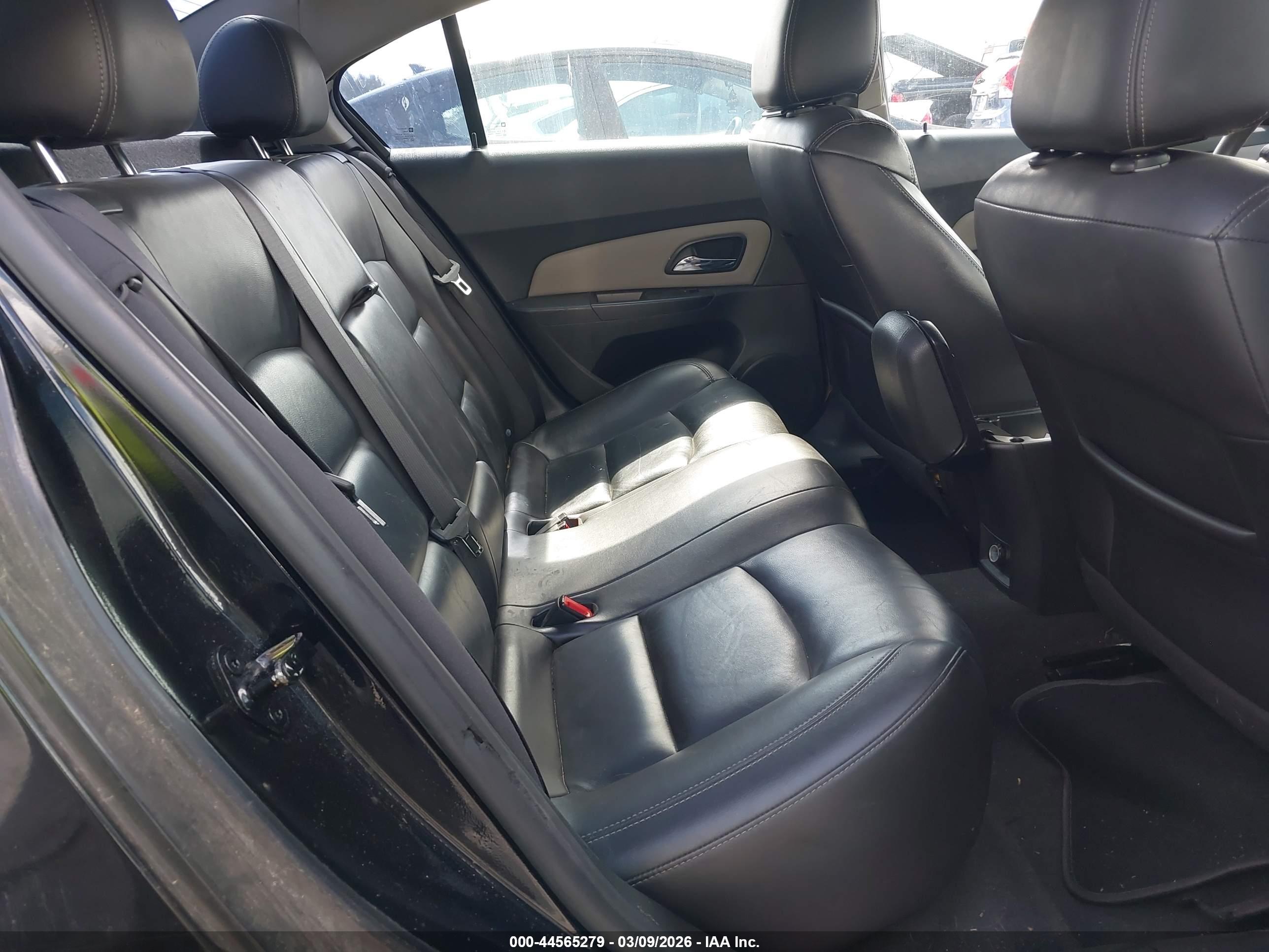 CHEVROLET CRUZE image 8