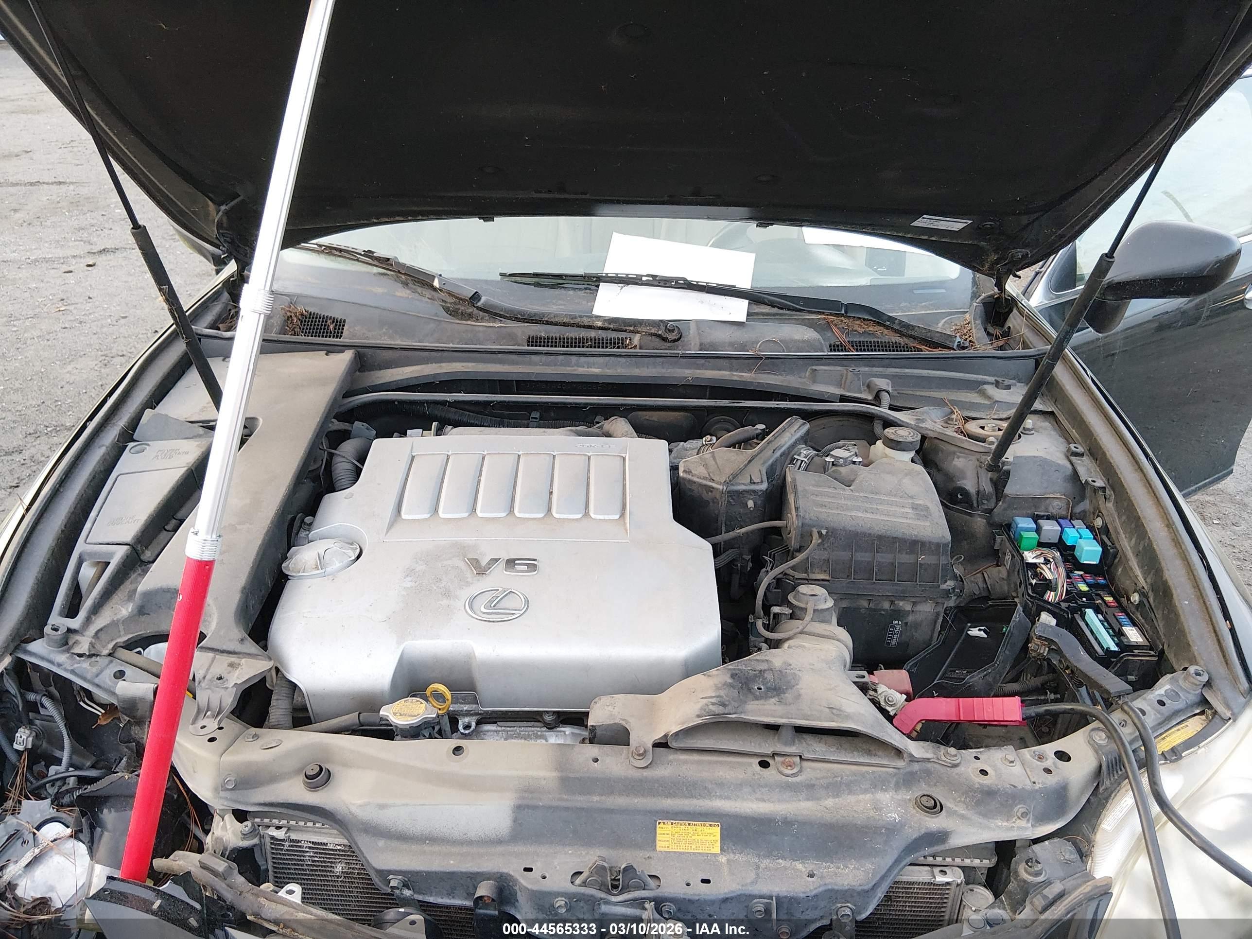 LEXUS ES image 10