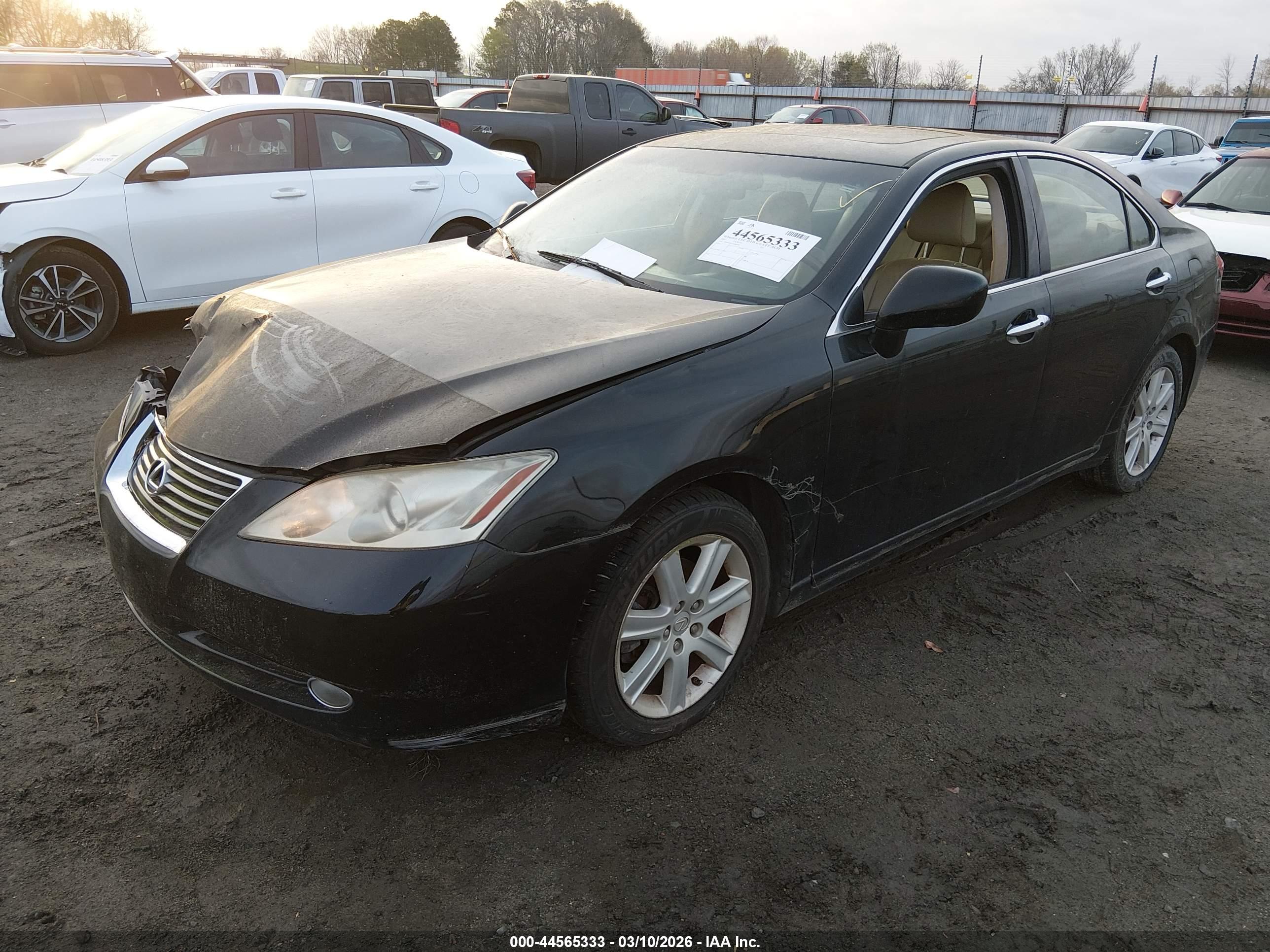 LEXUS ES image 2