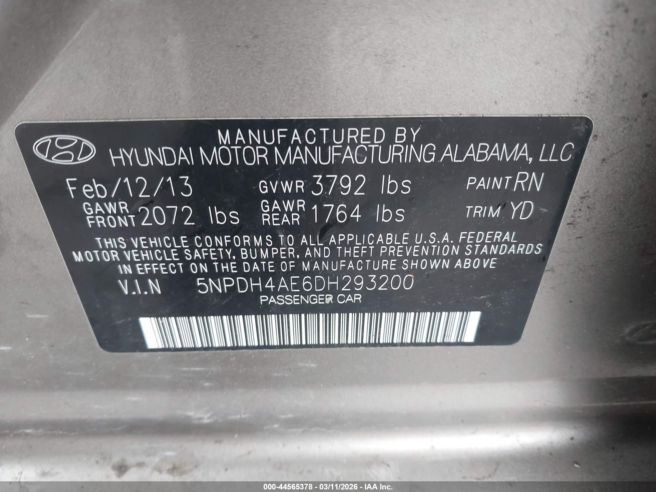 HYUNDAI ELANTRA image 9
