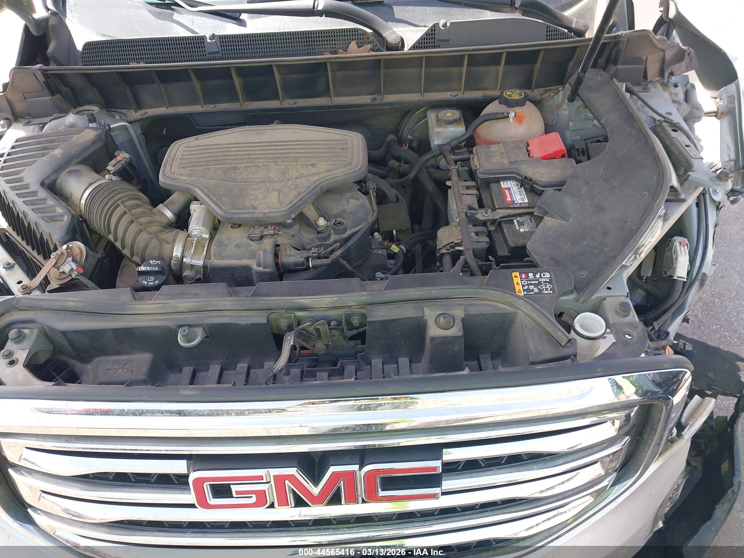 GMC ACADIA image 10