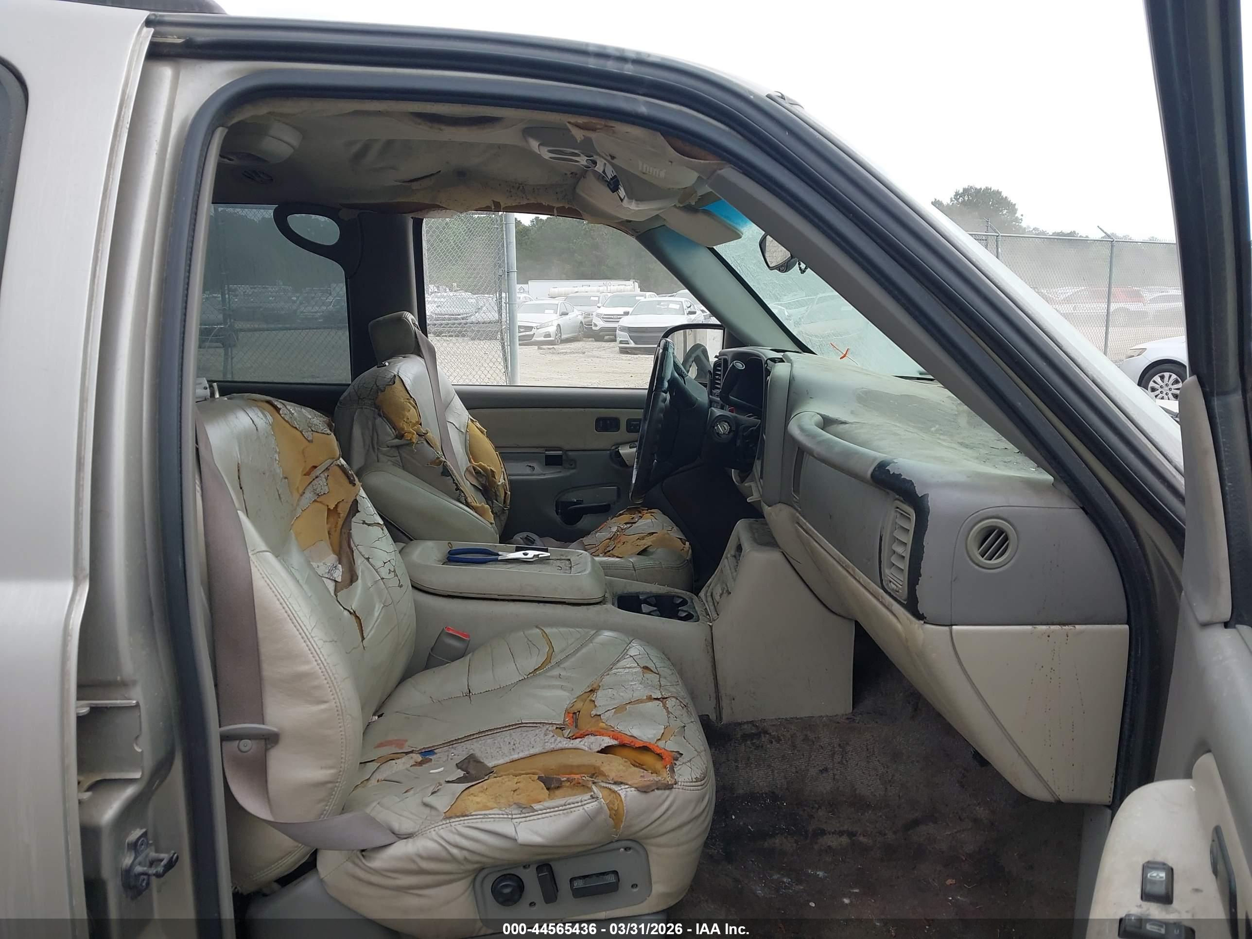 GMC YUKON image 5