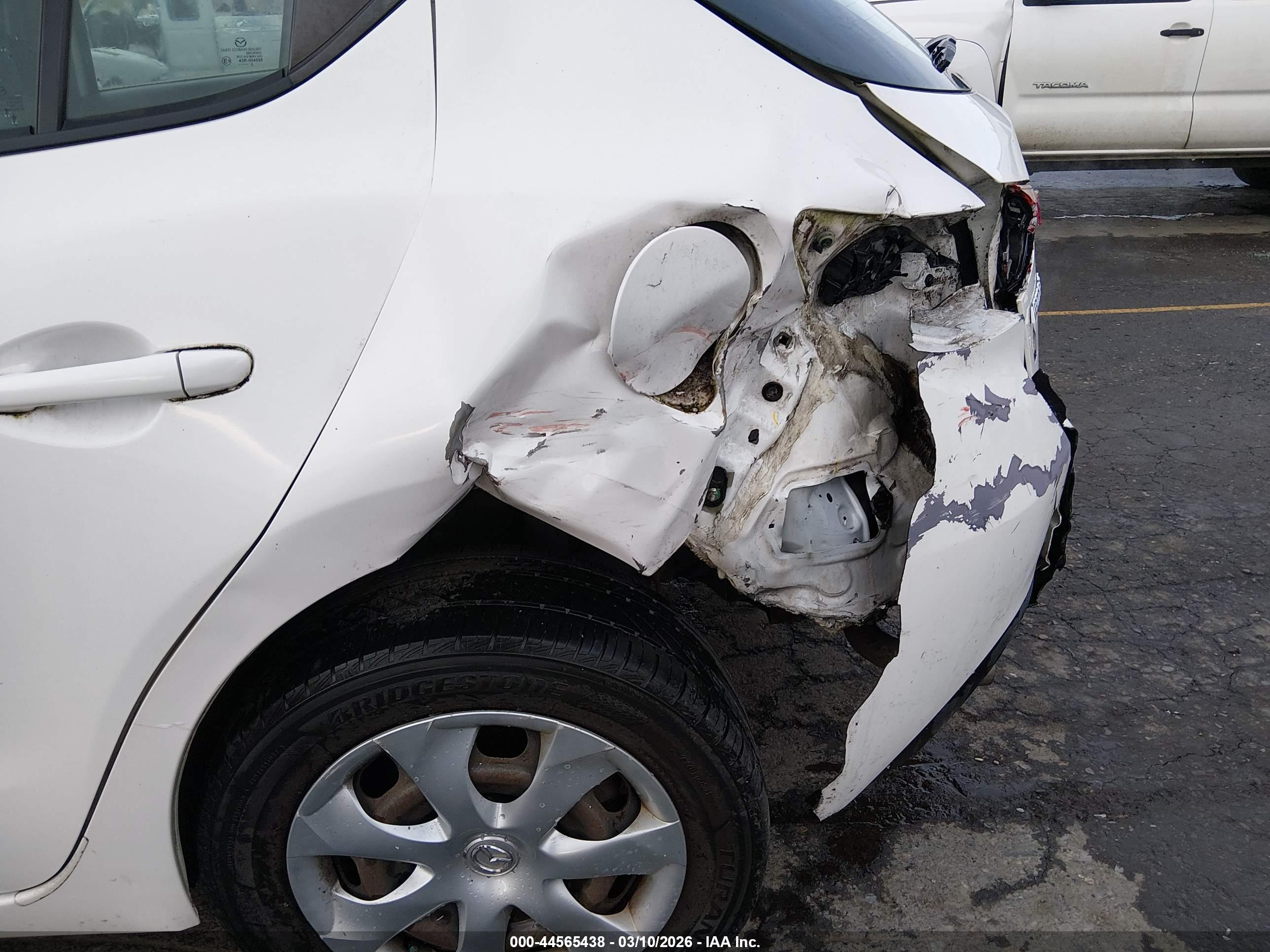 MAZDA MAZDA3 image 6