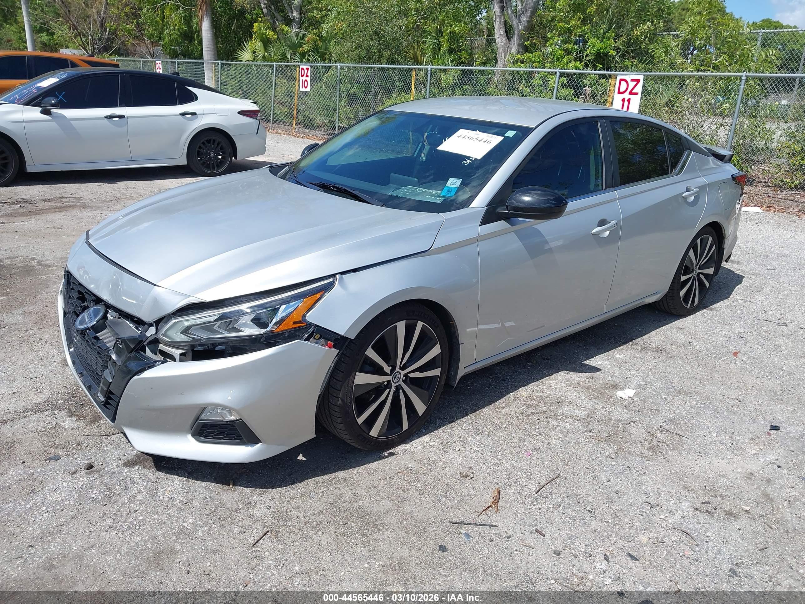 NISSAN ALTIMA image 2