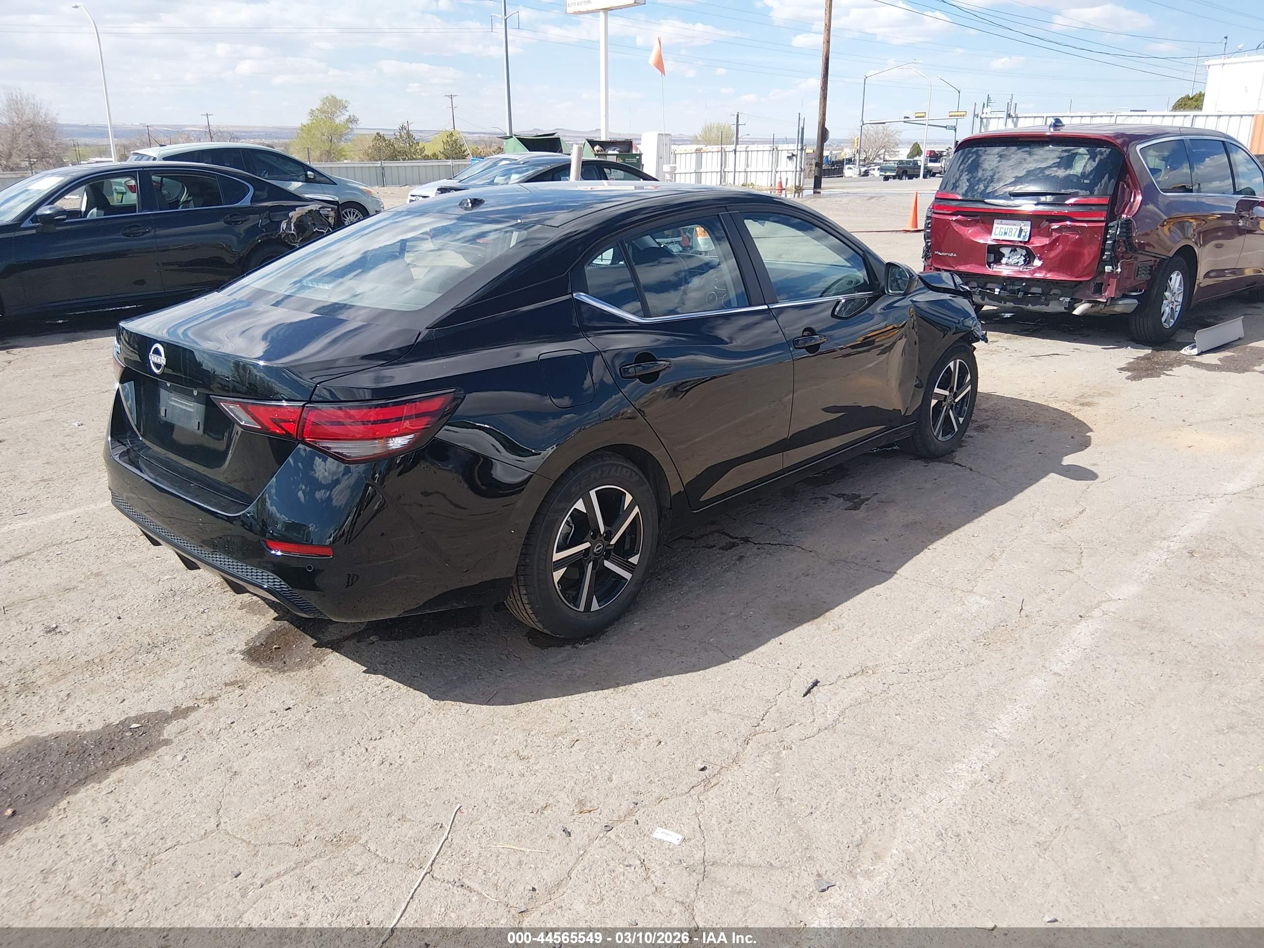 NISSAN SENTRA image 4