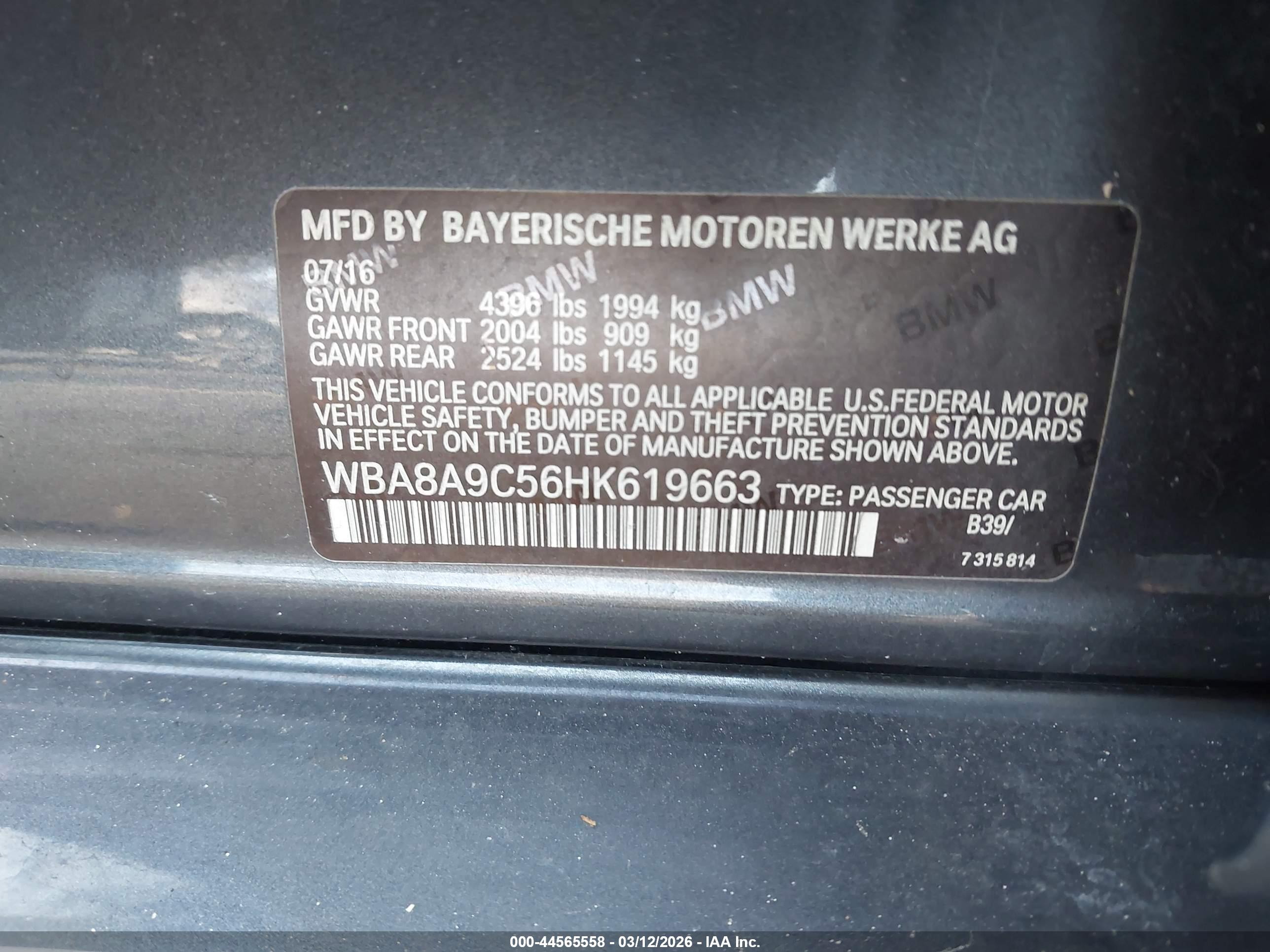 BMW 320I image 9