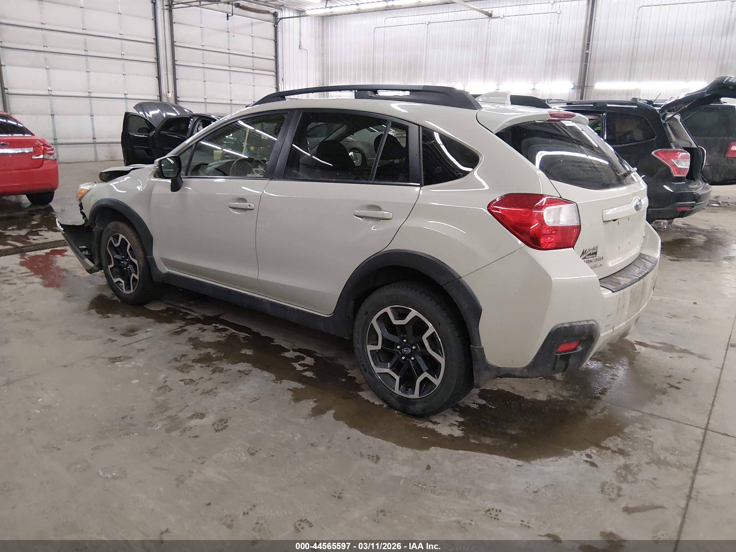 SUBARU CROSSTREK image 3