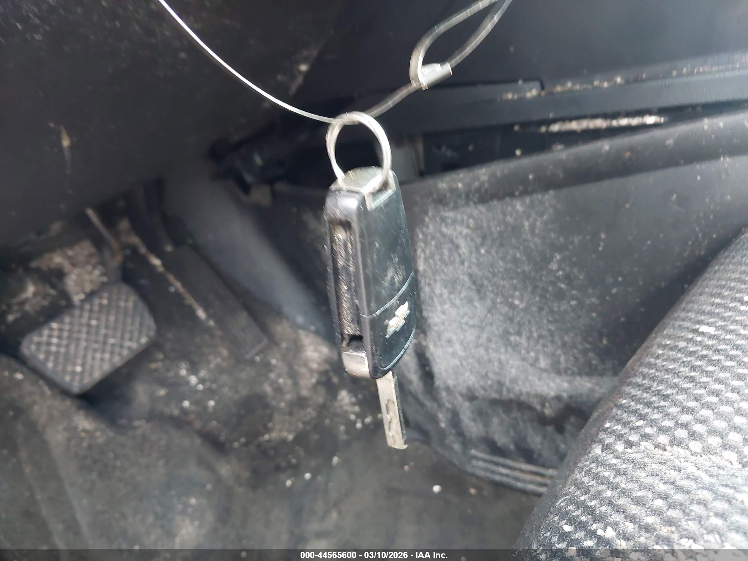 CHEVROLET EQUINOX image 11