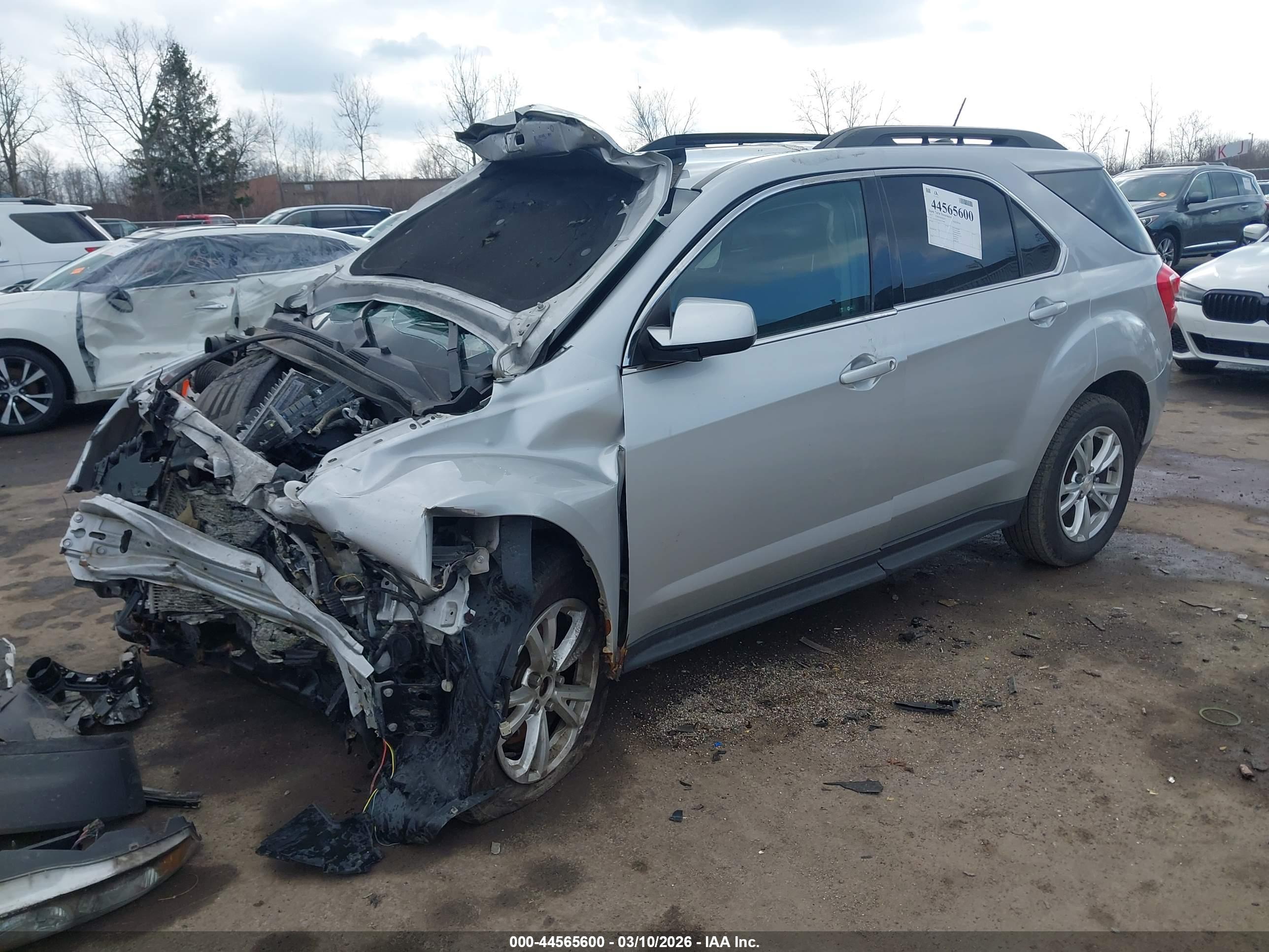 CHEVROLET EQUINOX image 2