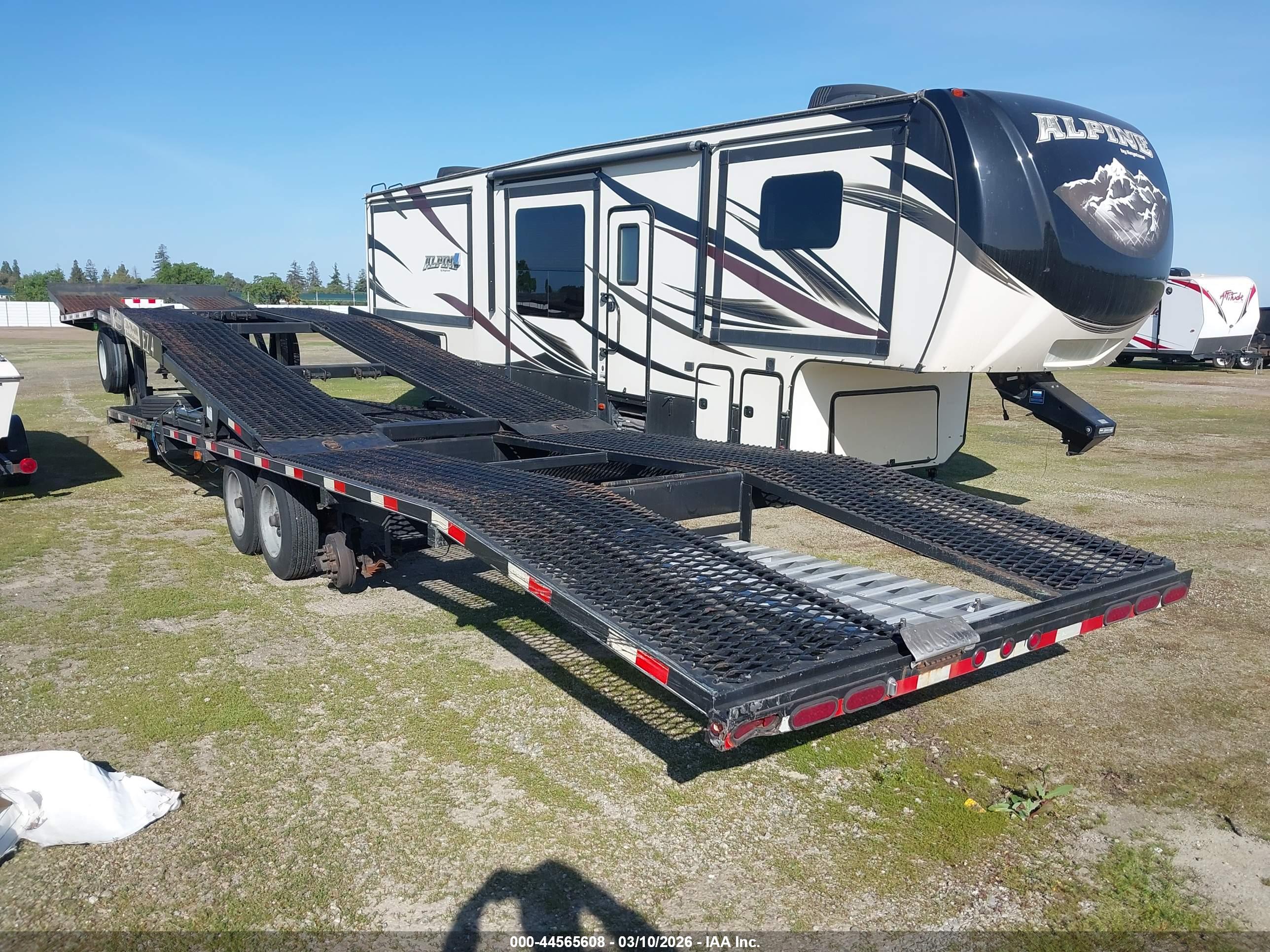 KAUFMAN TRAILERS image 3